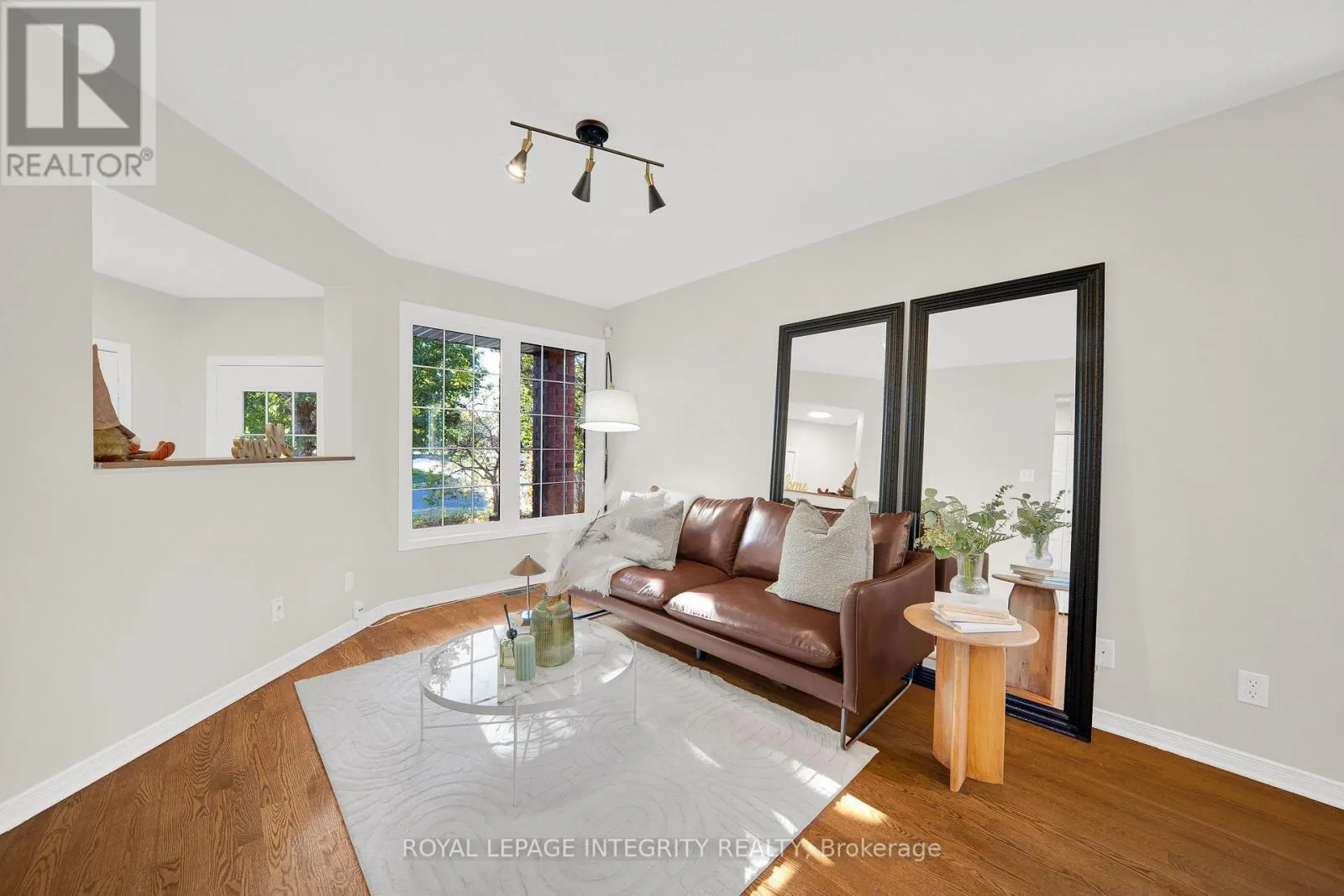 3 BINBURY WAY