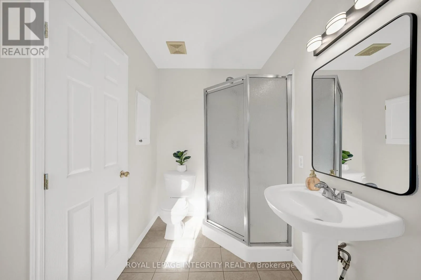 3 BINBURY WAY