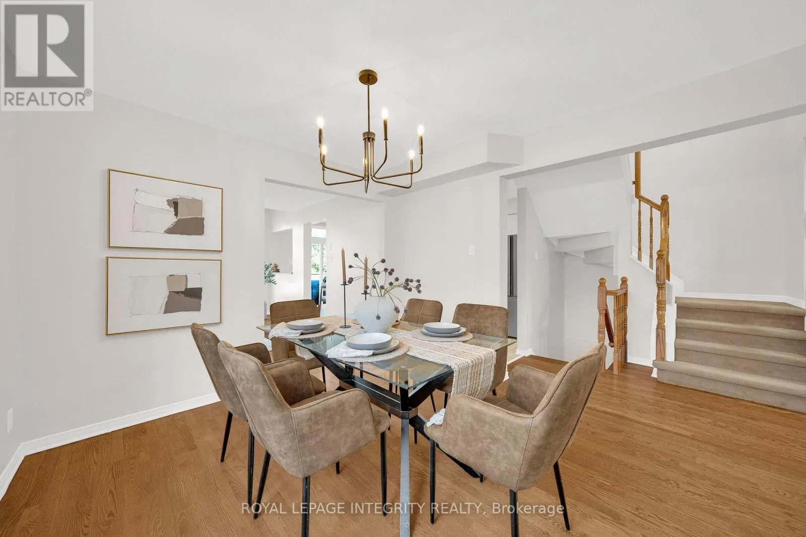 3 BINBURY WAY