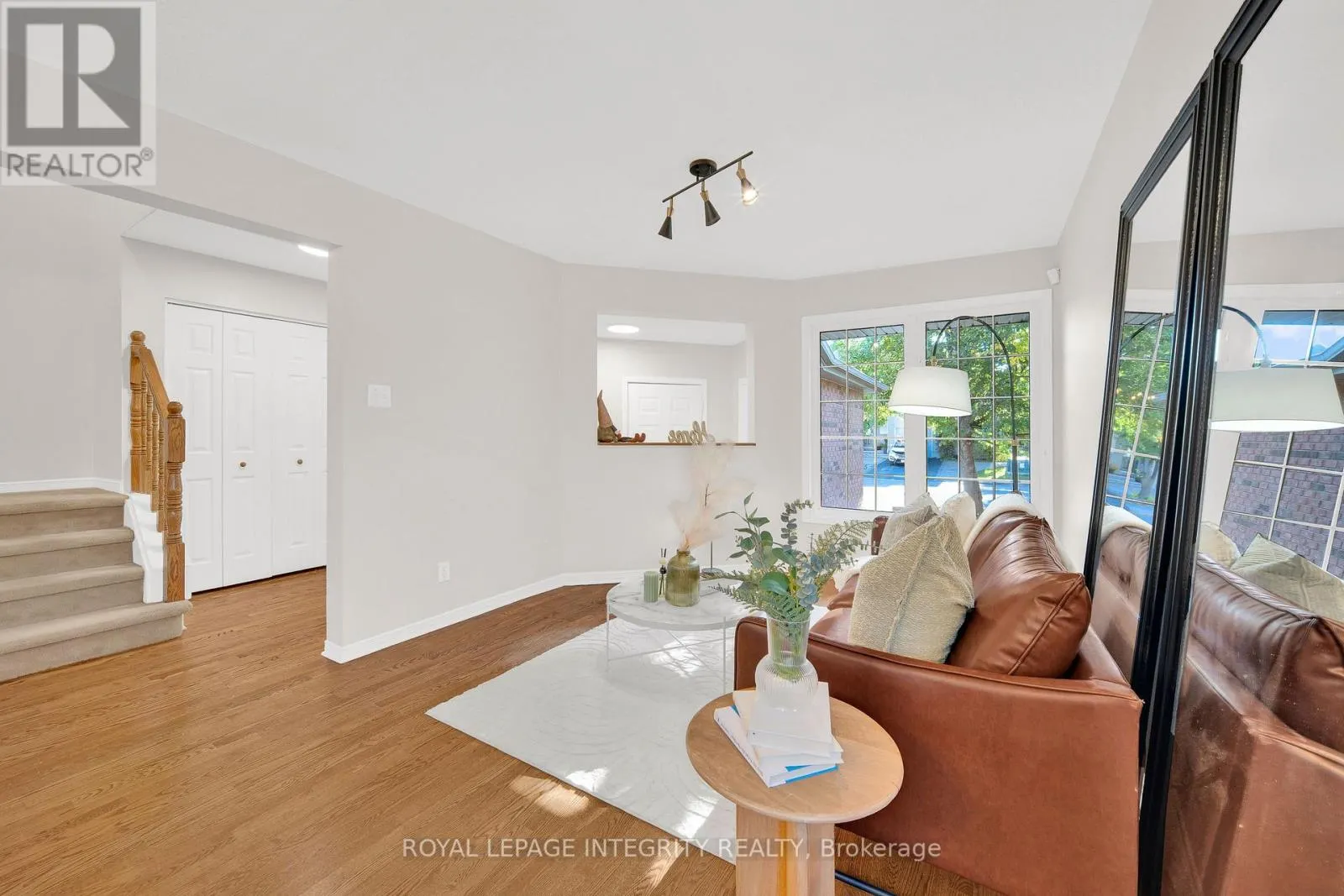 3 BINBURY WAY