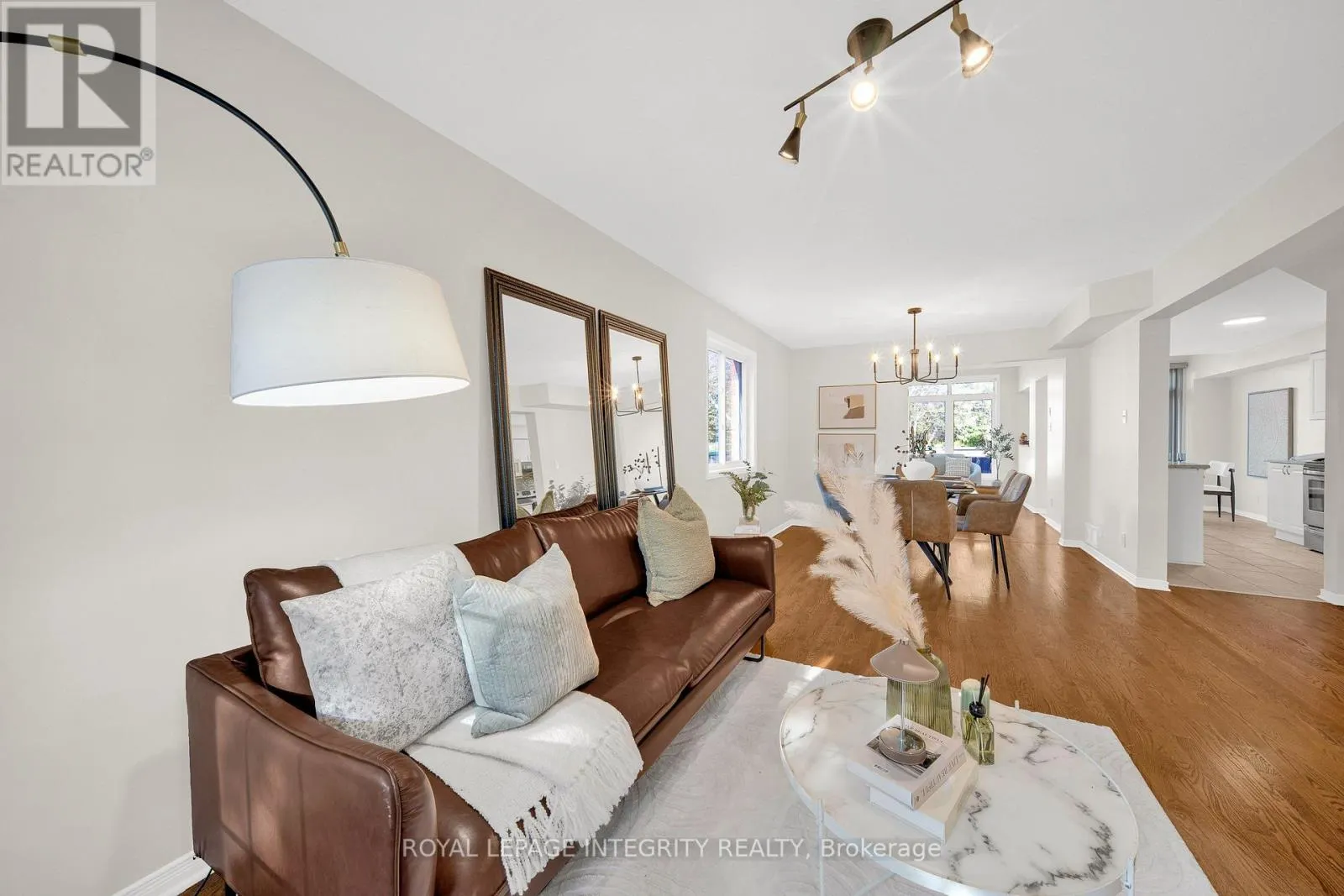 3 BINBURY WAY