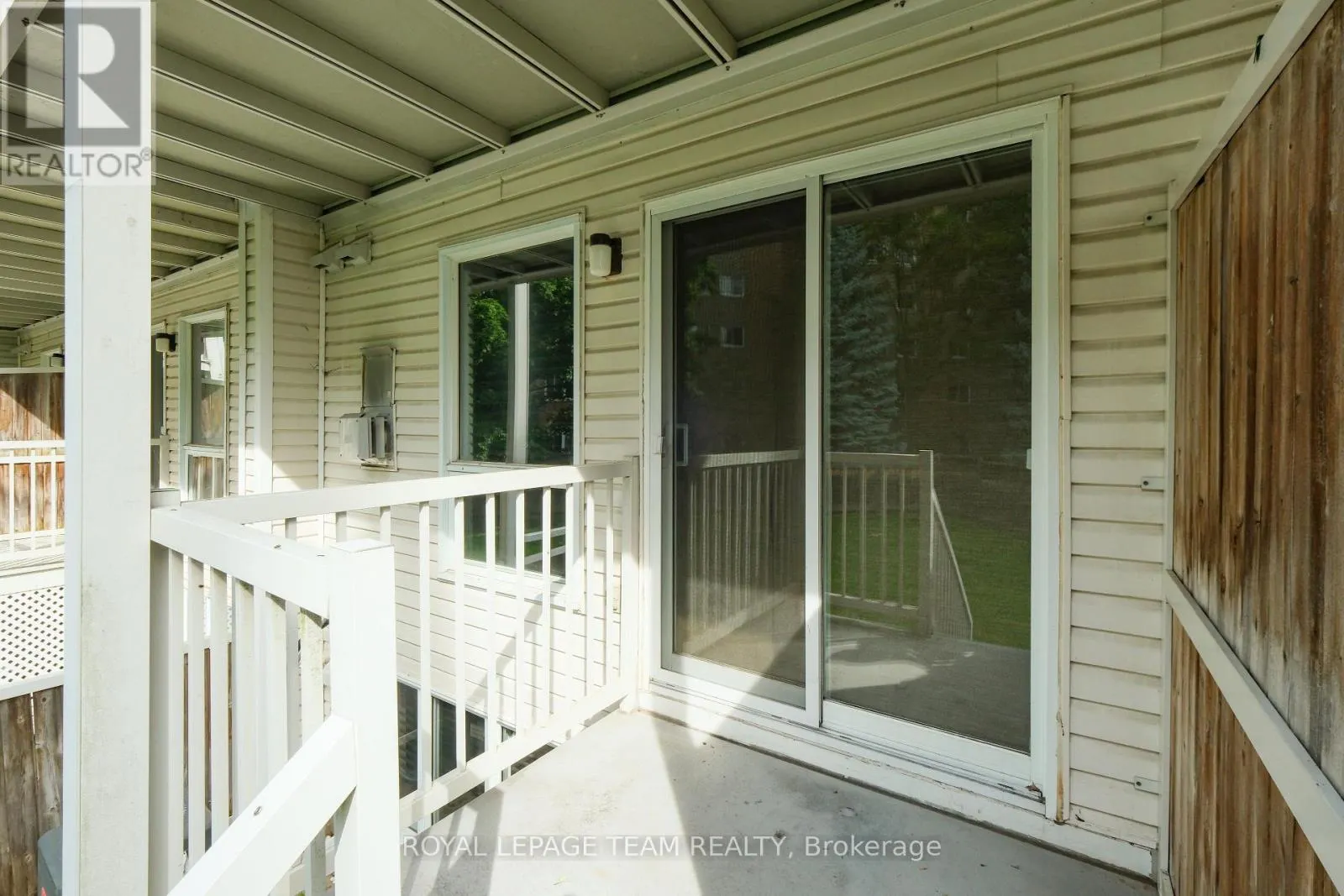 1665 LOCKSLEY LANE