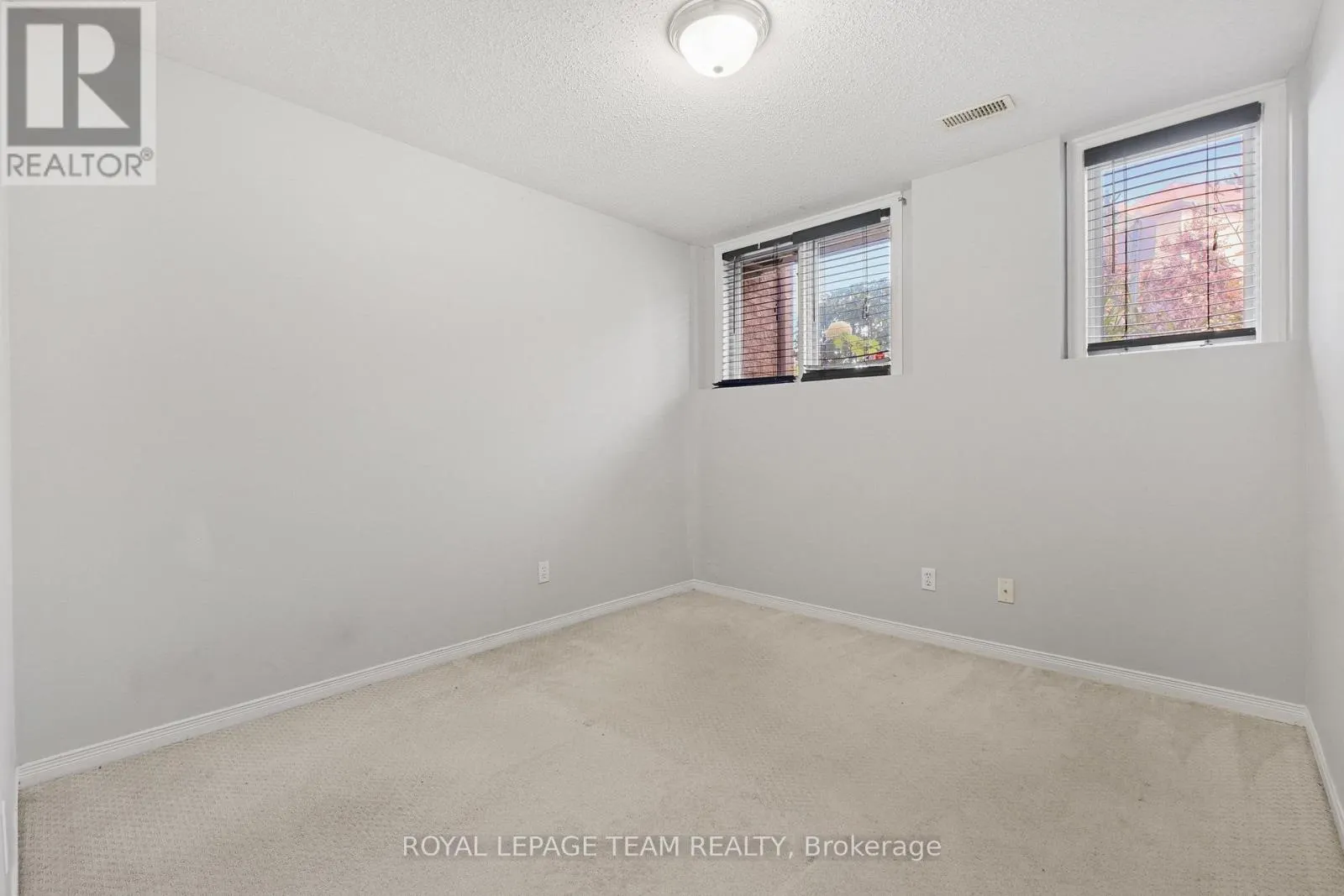 1665 LOCKSLEY LANE