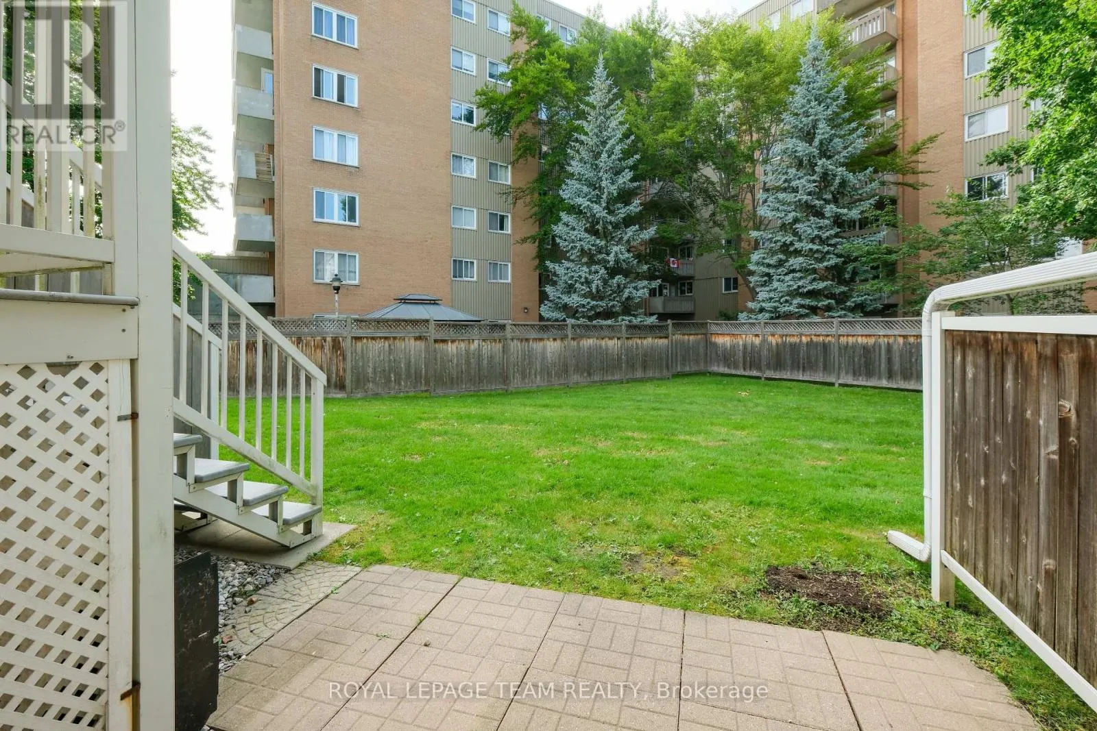 1665 LOCKSLEY LANE