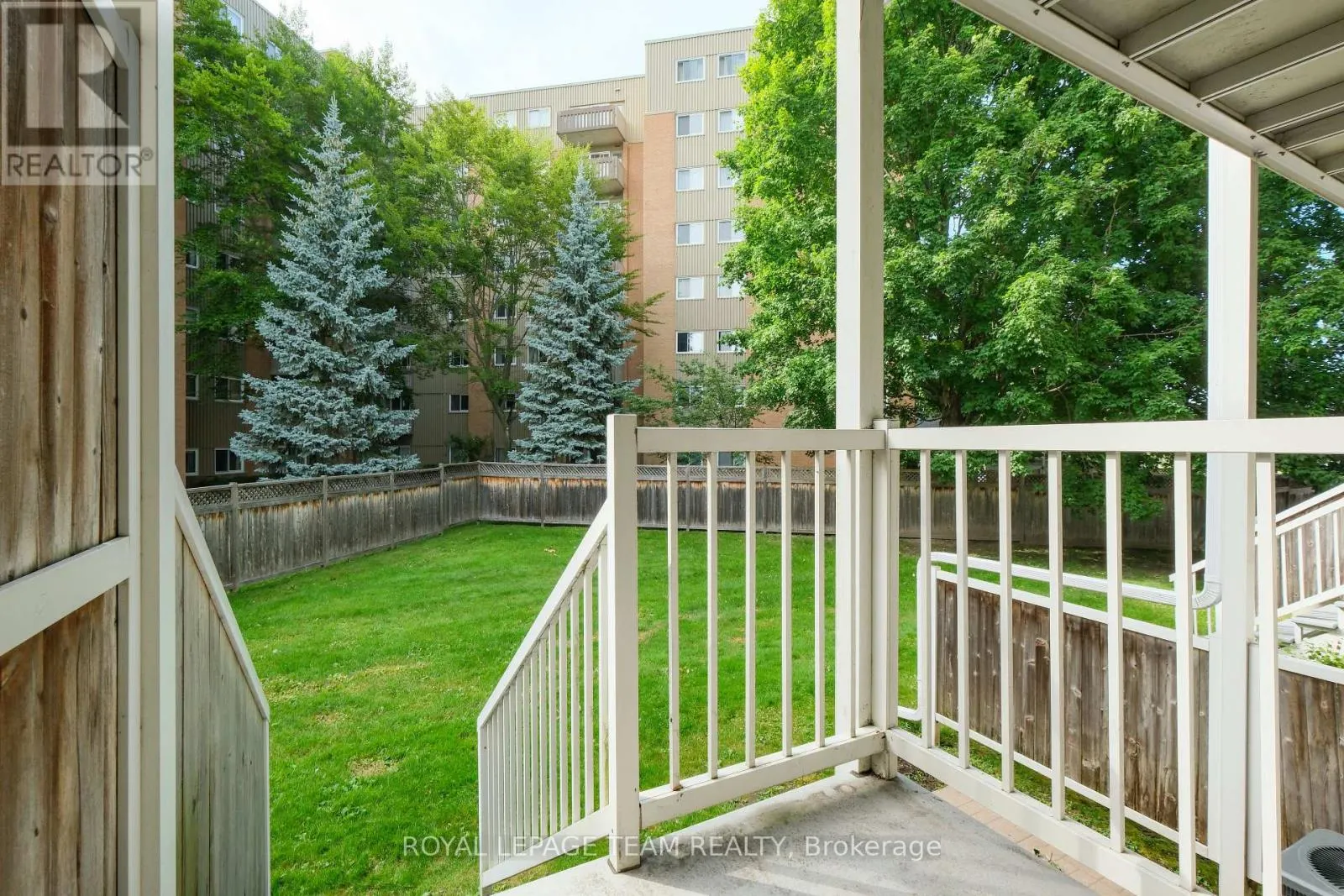 1665 LOCKSLEY LANE