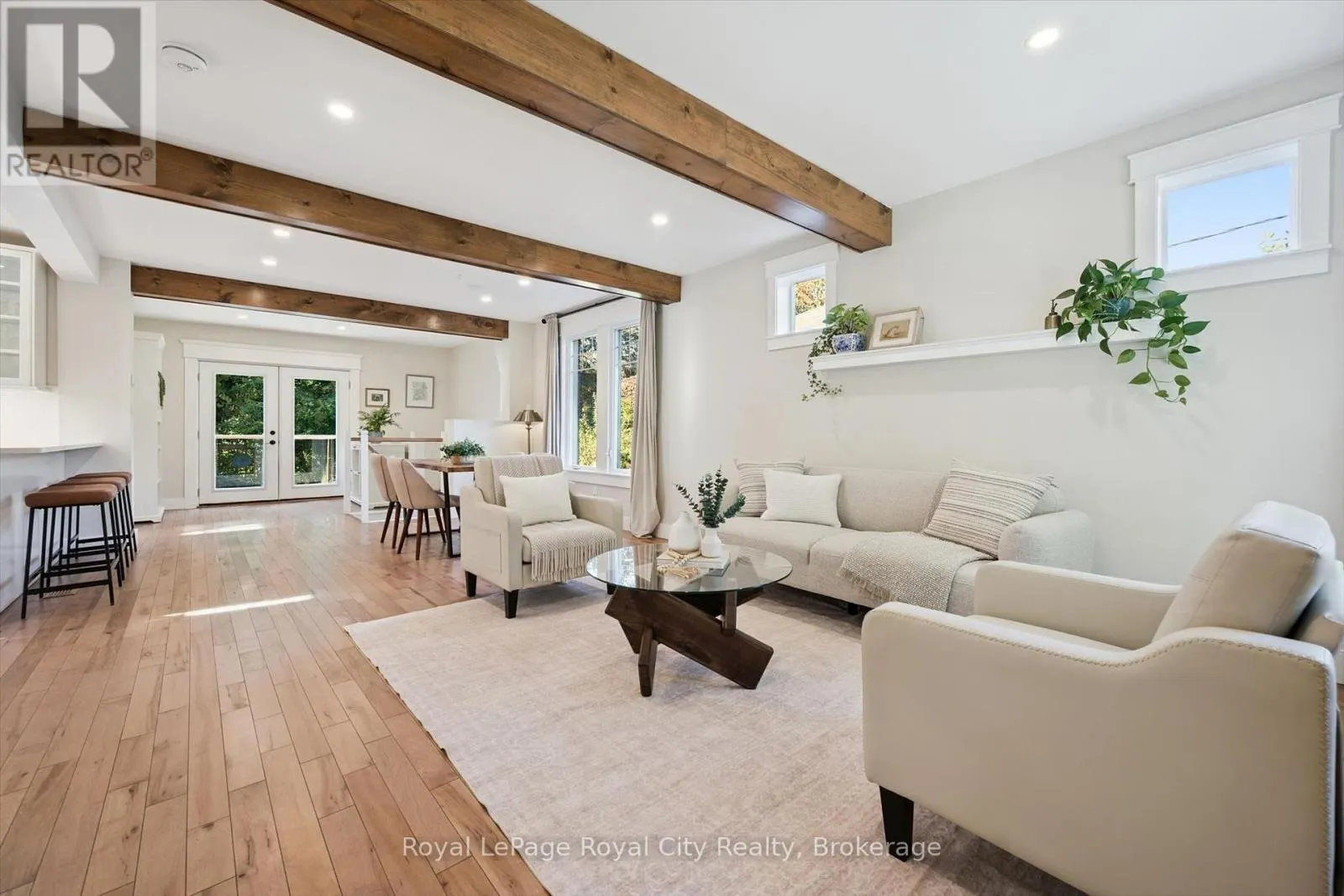31 JAMES STREET W