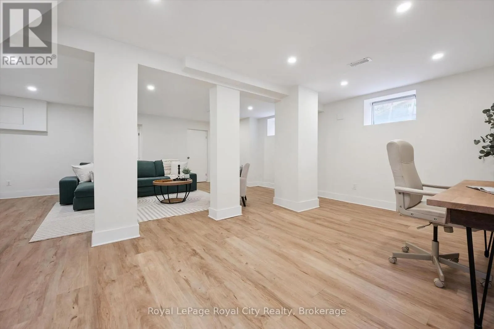 31 JAMES STREET W