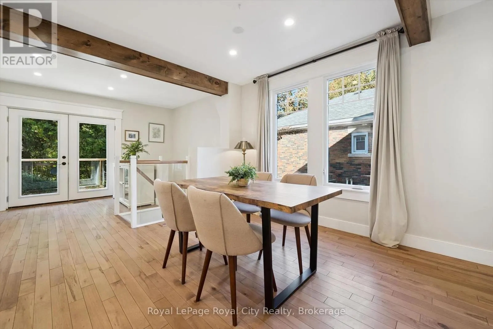 31 JAMES STREET W