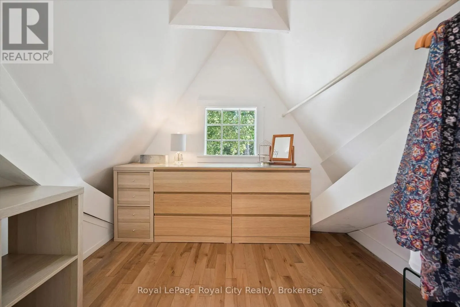 31 JAMES STREET W