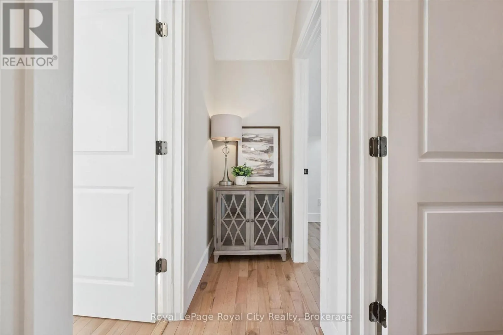 31 JAMES STREET W