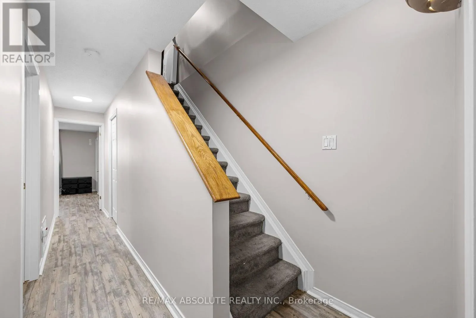 908 LONGFIELDS DRIVE