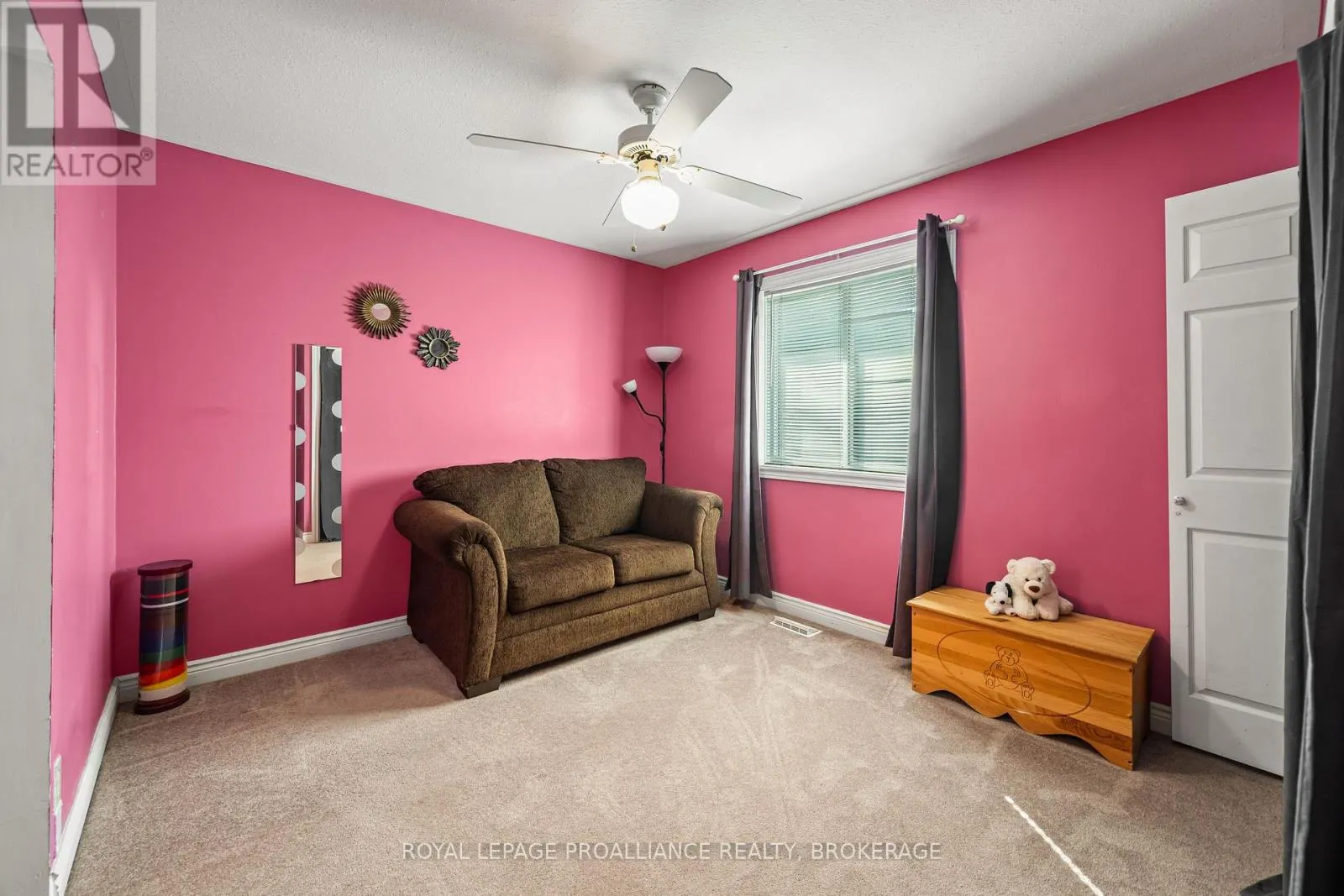 605 FERNMOOR DRIVE