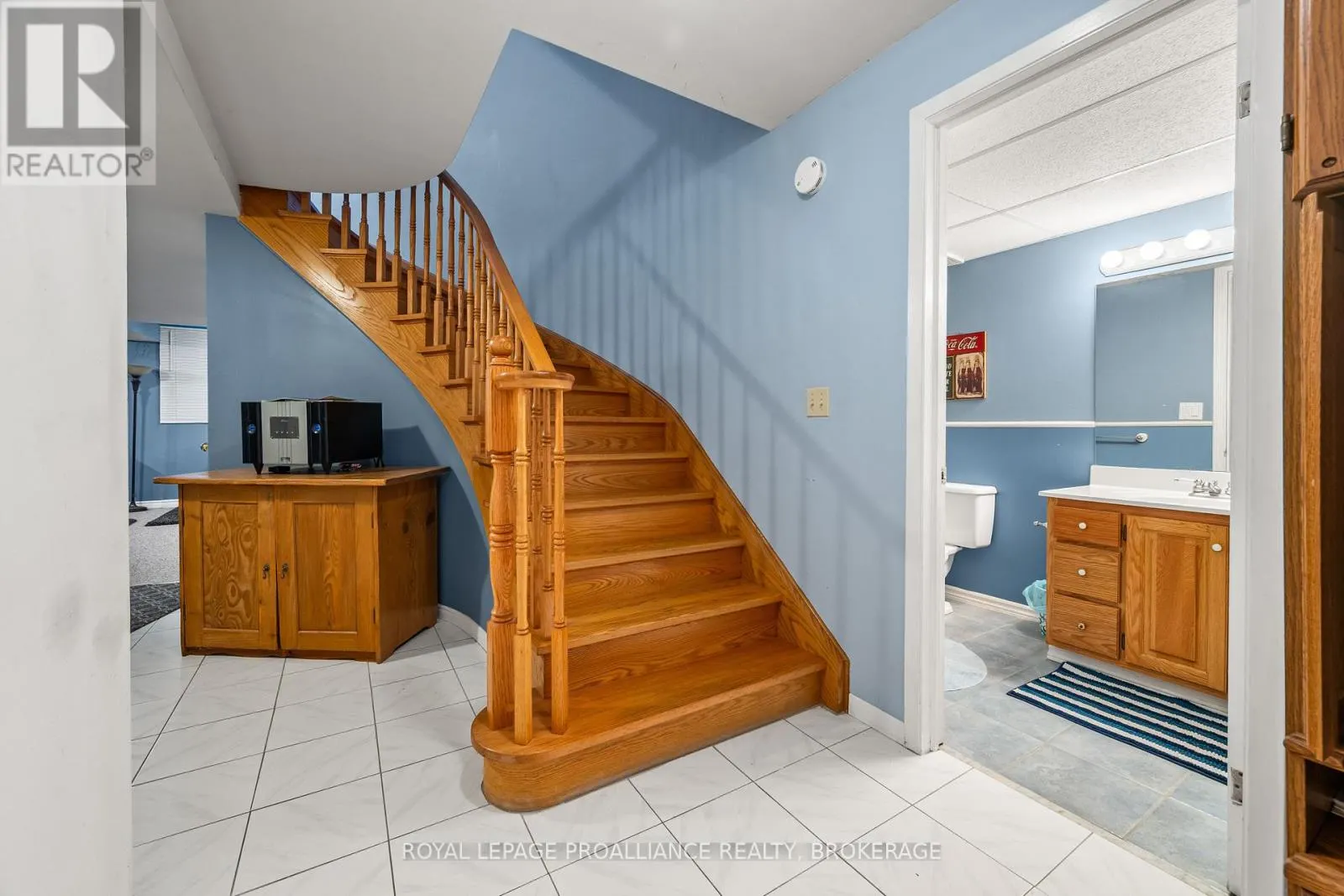605 FERNMOOR DRIVE