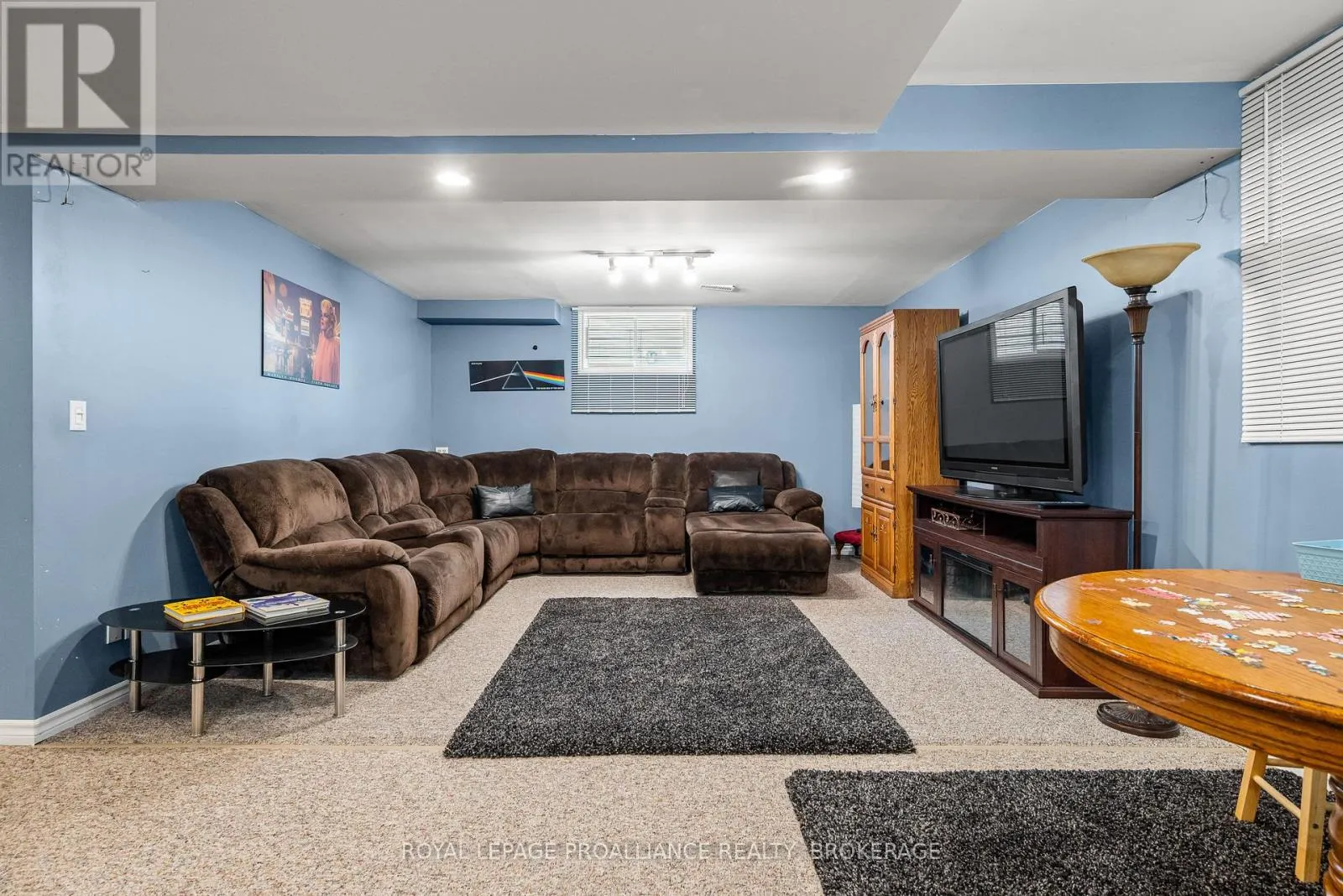 605 FERNMOOR DRIVE