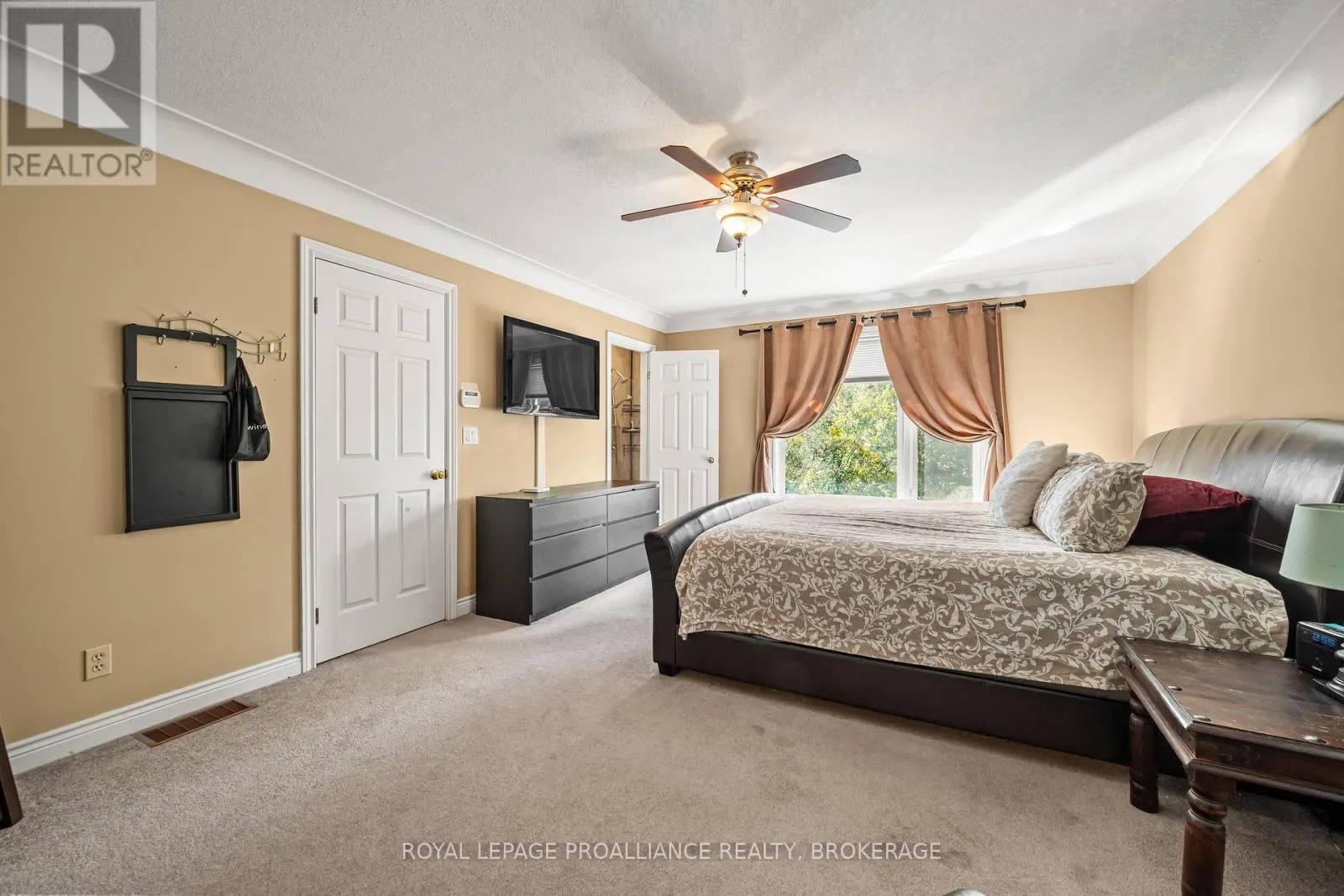 605 FERNMOOR DRIVE