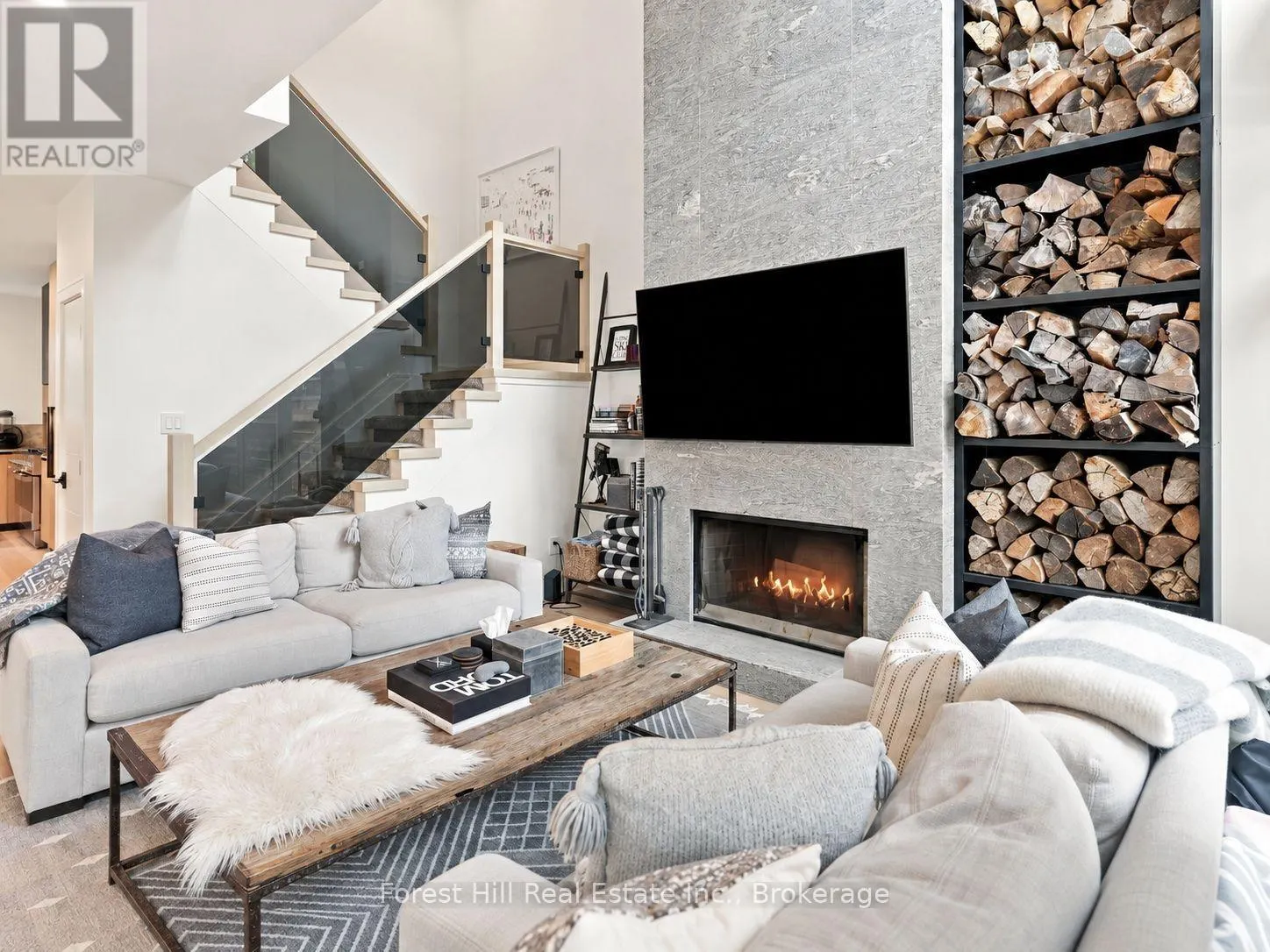 15 - 224 BLUESKI GEORGE CRESCENT #15