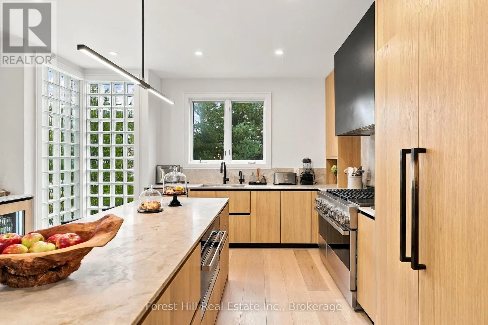 15 - 224 BLUESKI GEORGE CRESCENT #15