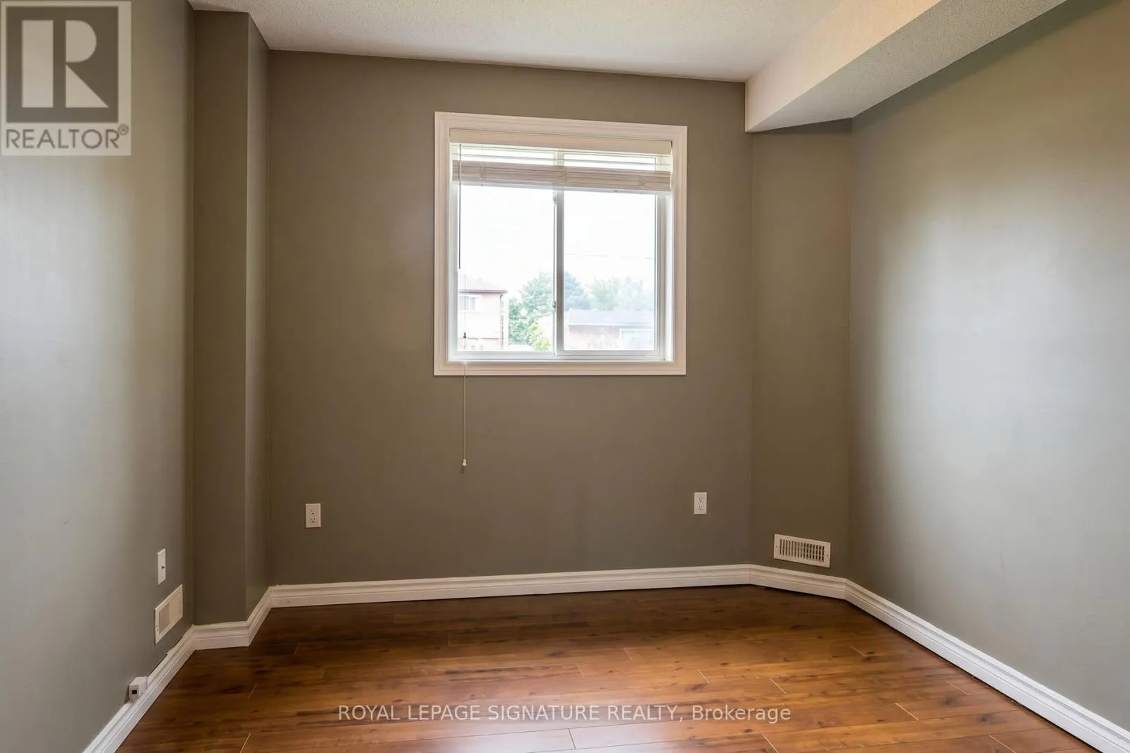 MAIN LEVEL - 654 ST DAVID STREET