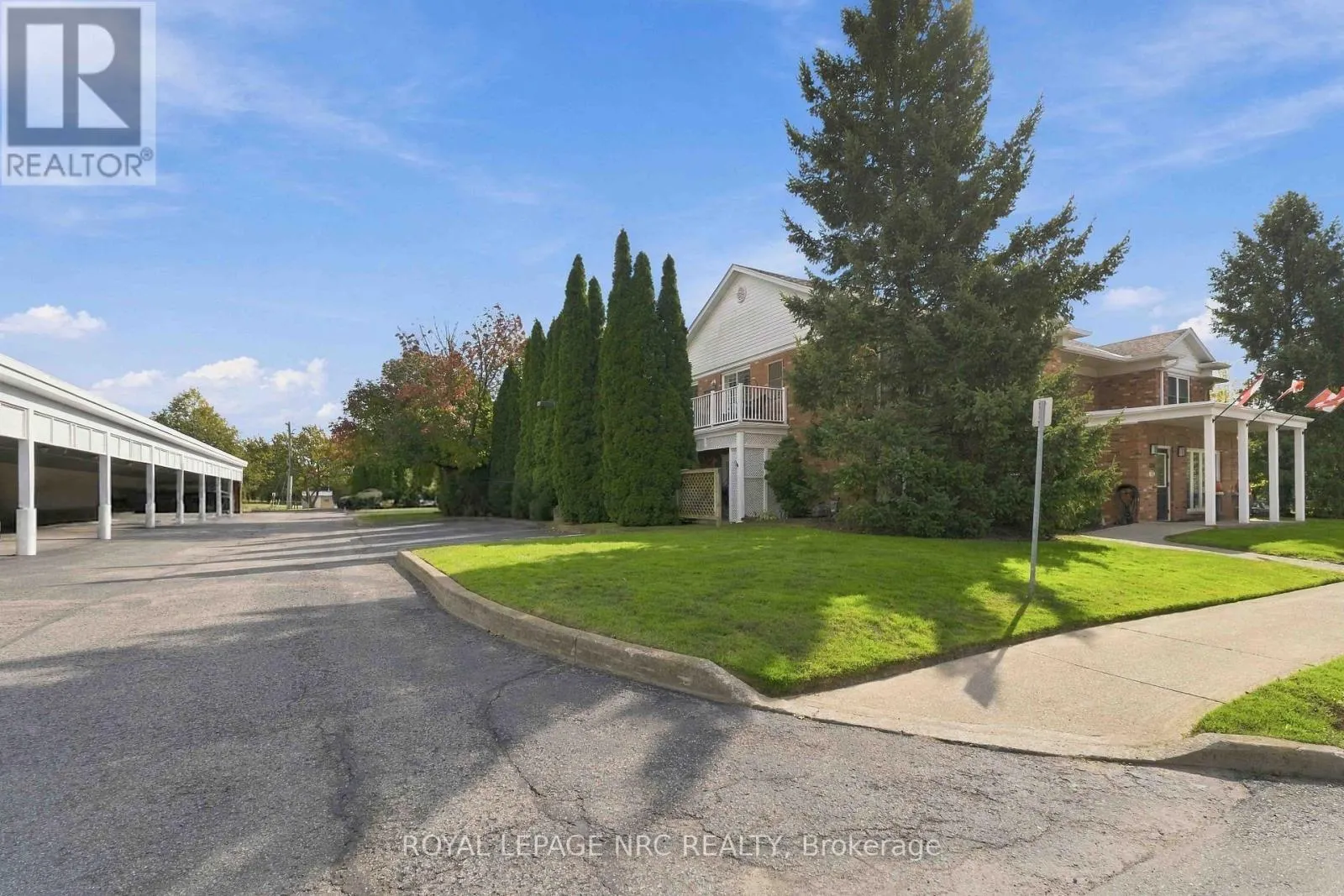 104 - 4090 JOHN CHARLES BOULEVARD #104