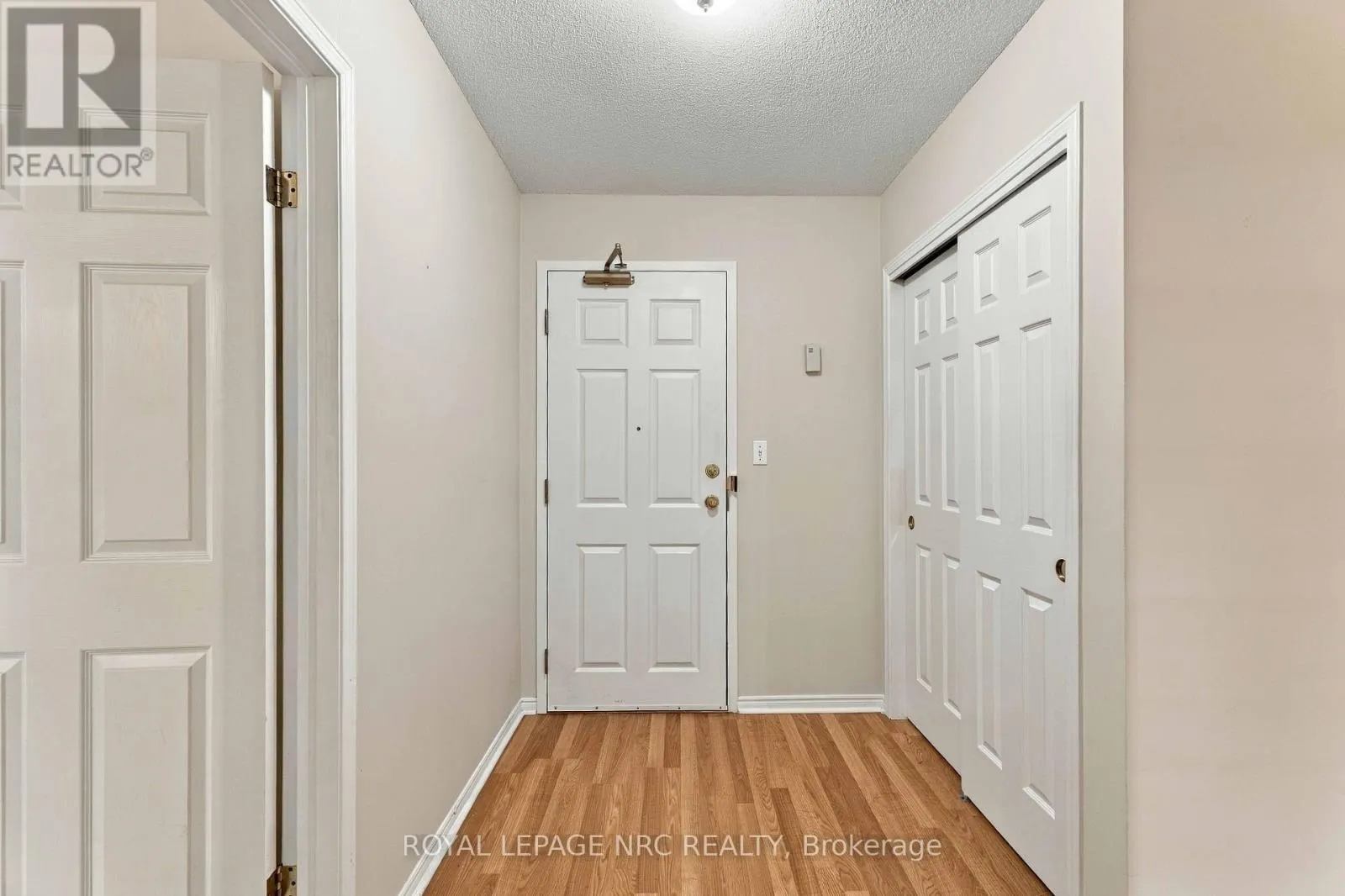 104 - 4090 JOHN CHARLES BOULEVARD #104