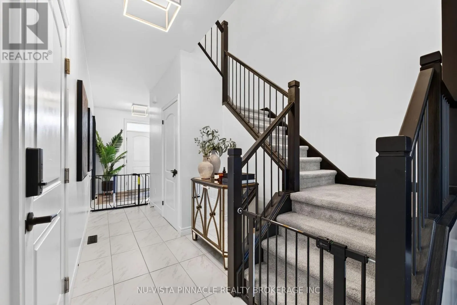 239 WINLOW WAY