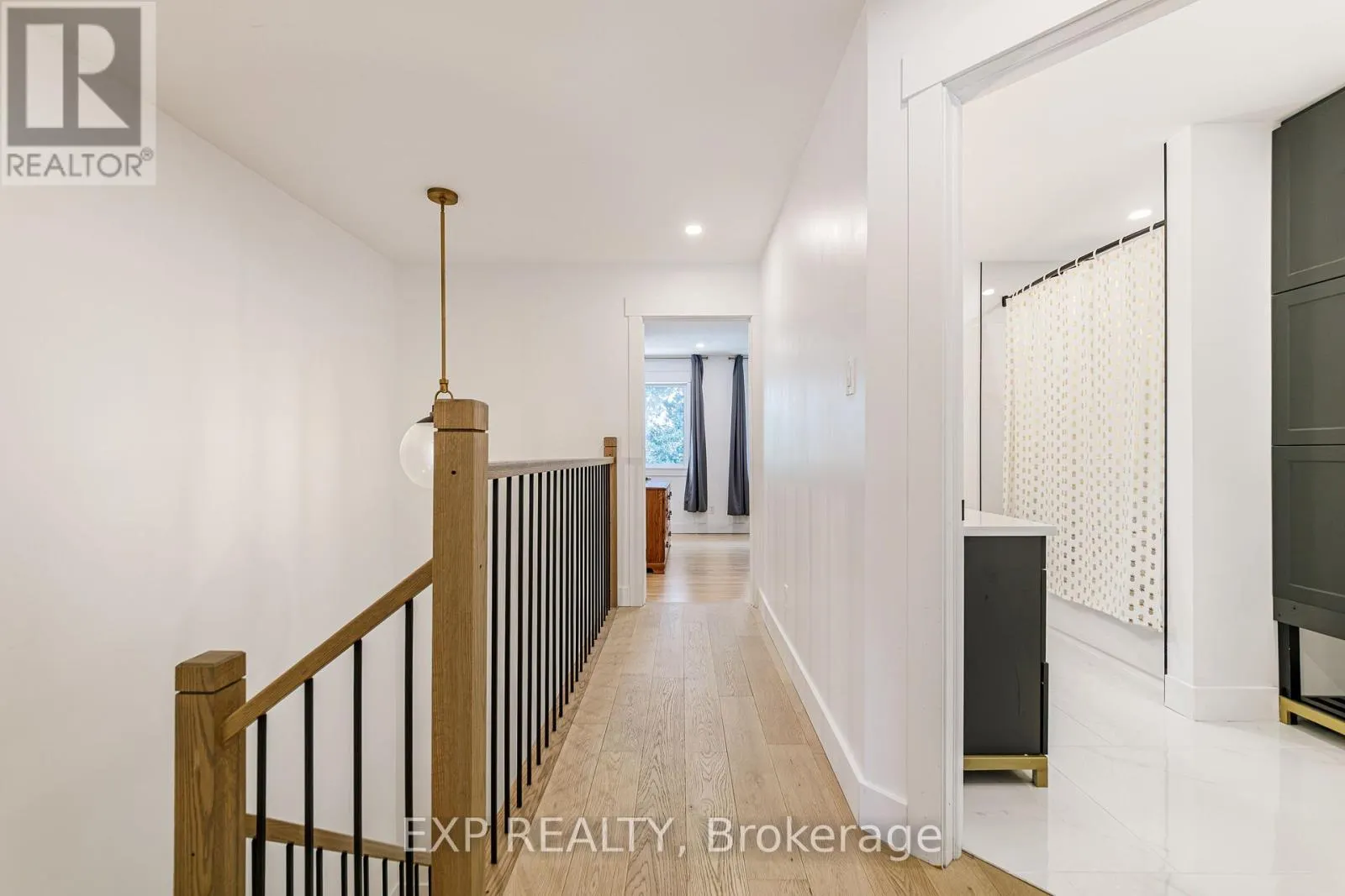 37 DIGNARD STREET