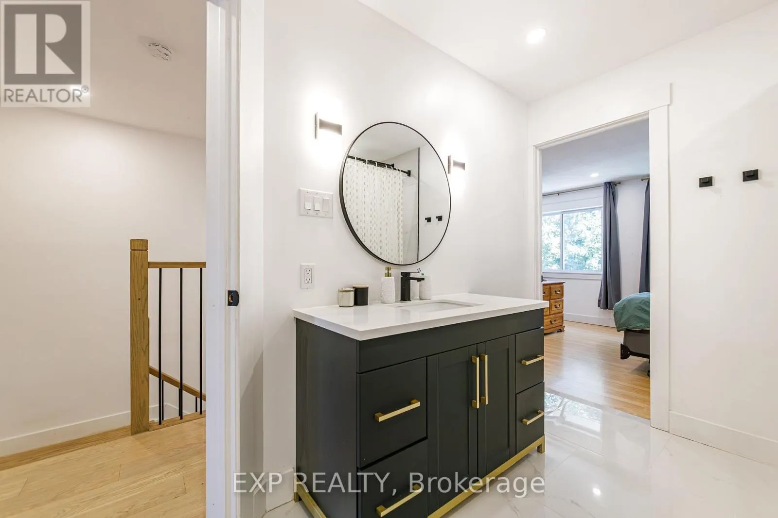 37 DIGNARD STREET