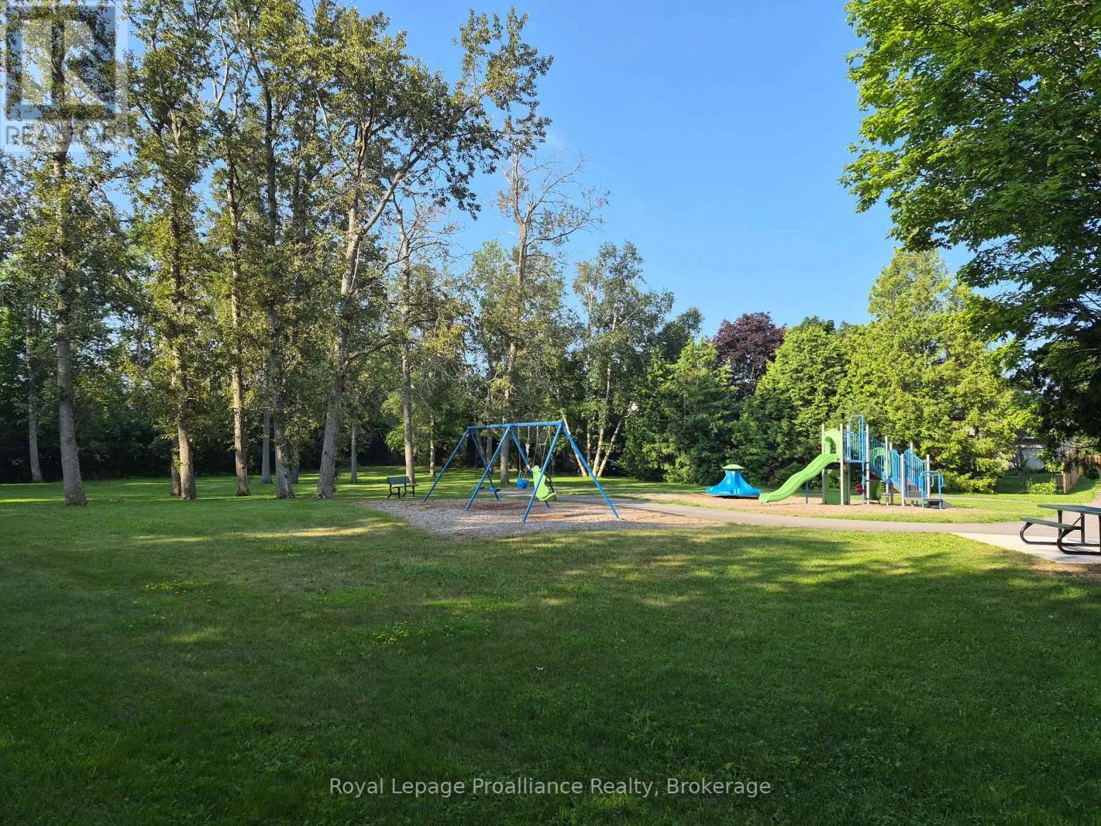 31 HURON DRIVE