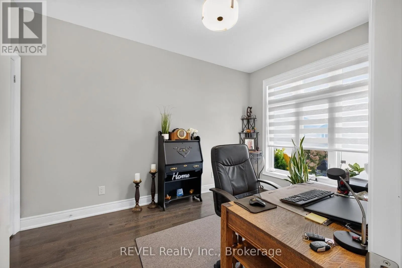 4233 VILLAGE CREEK DRIVE