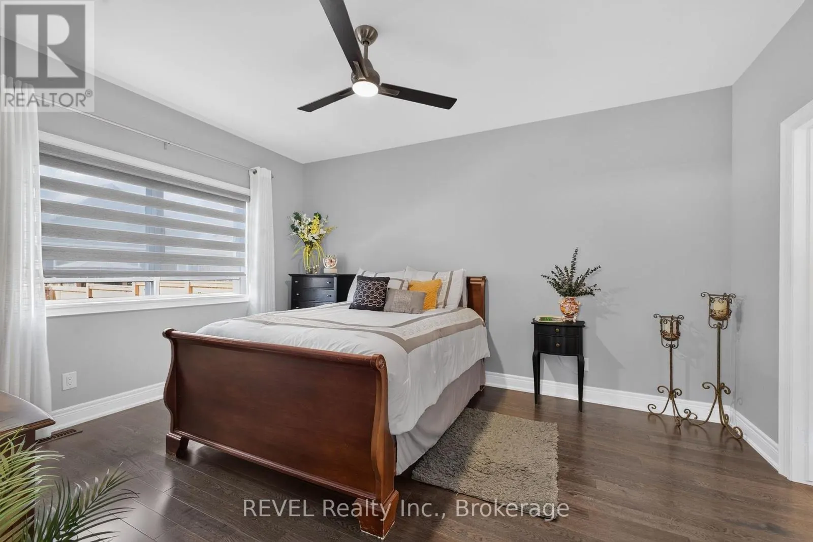 4233 VILLAGE CREEK DRIVE