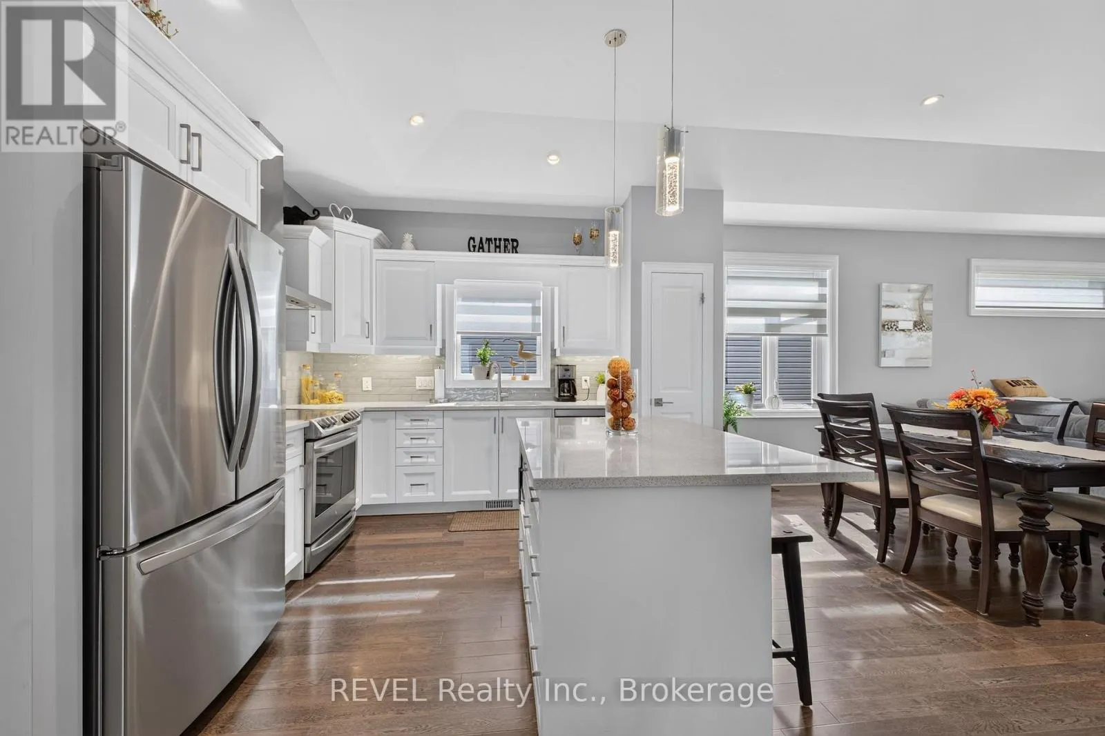 4233 VILLAGE CREEK DRIVE