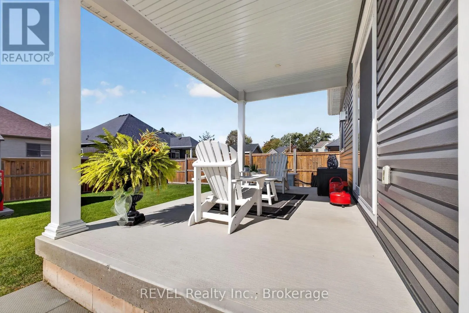 4233 VILLAGE CREEK DRIVE