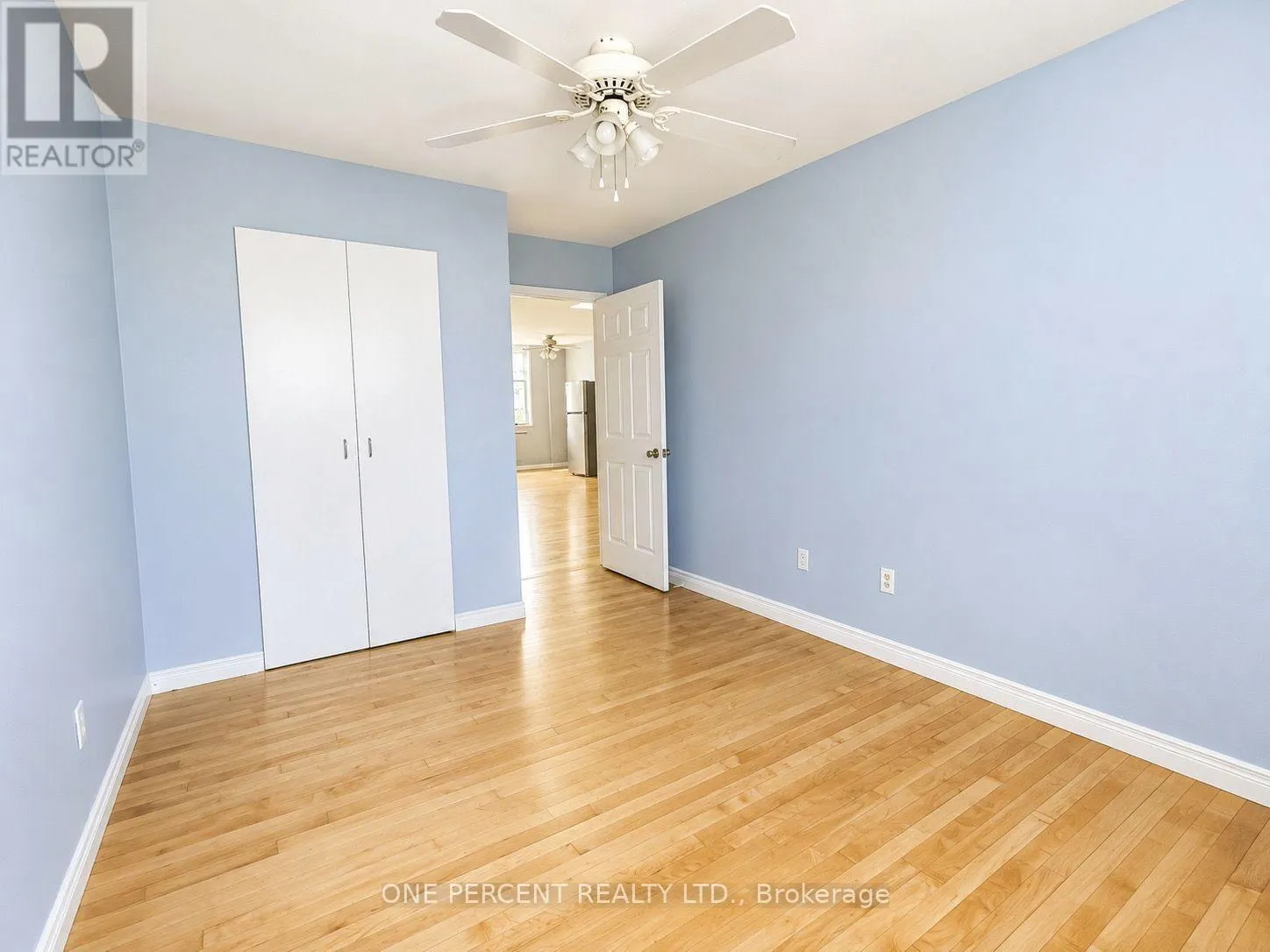 2 - 548 CONCESSION AVENUE SE