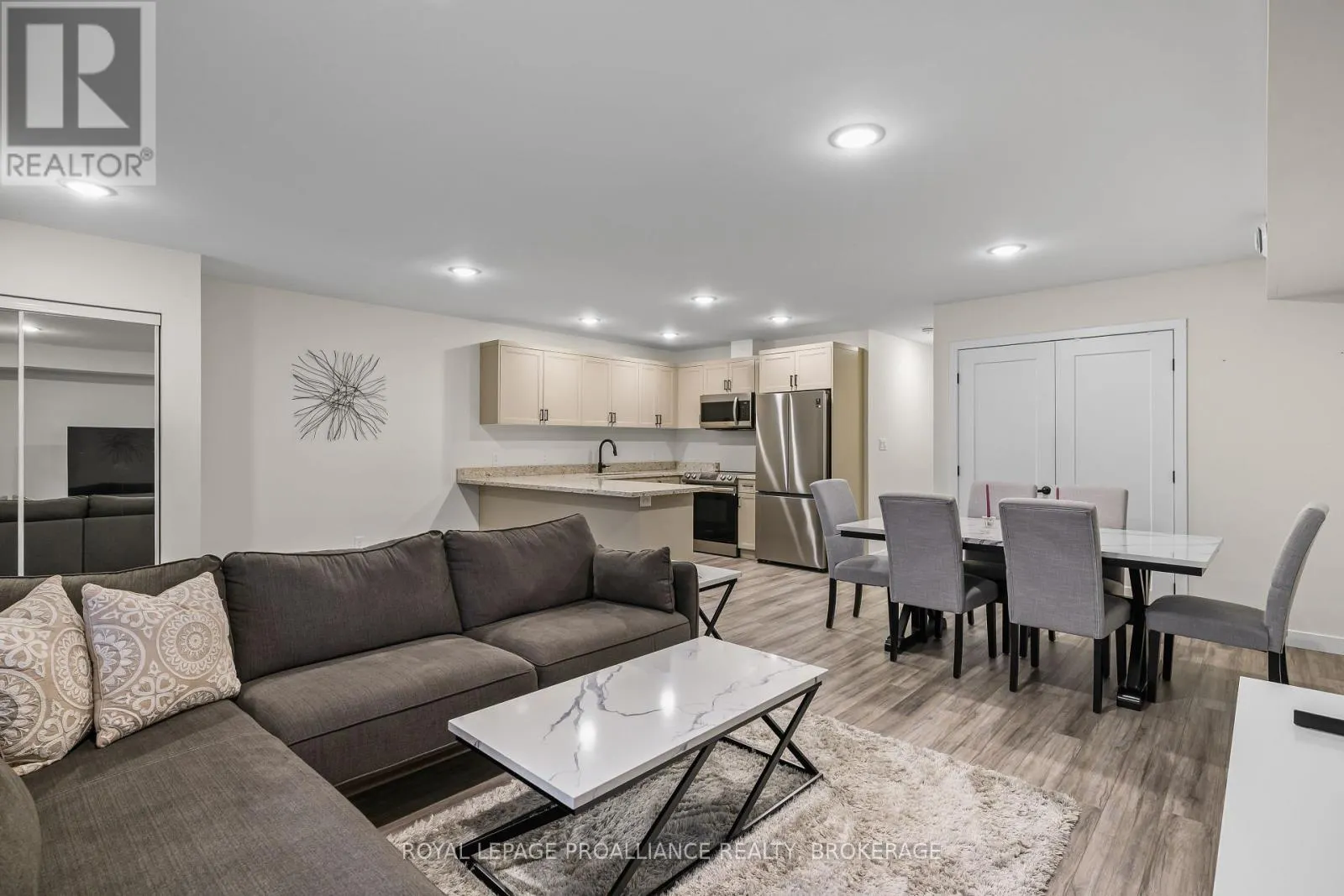 105 - 809 DEVELOPMENT DRIVE #105