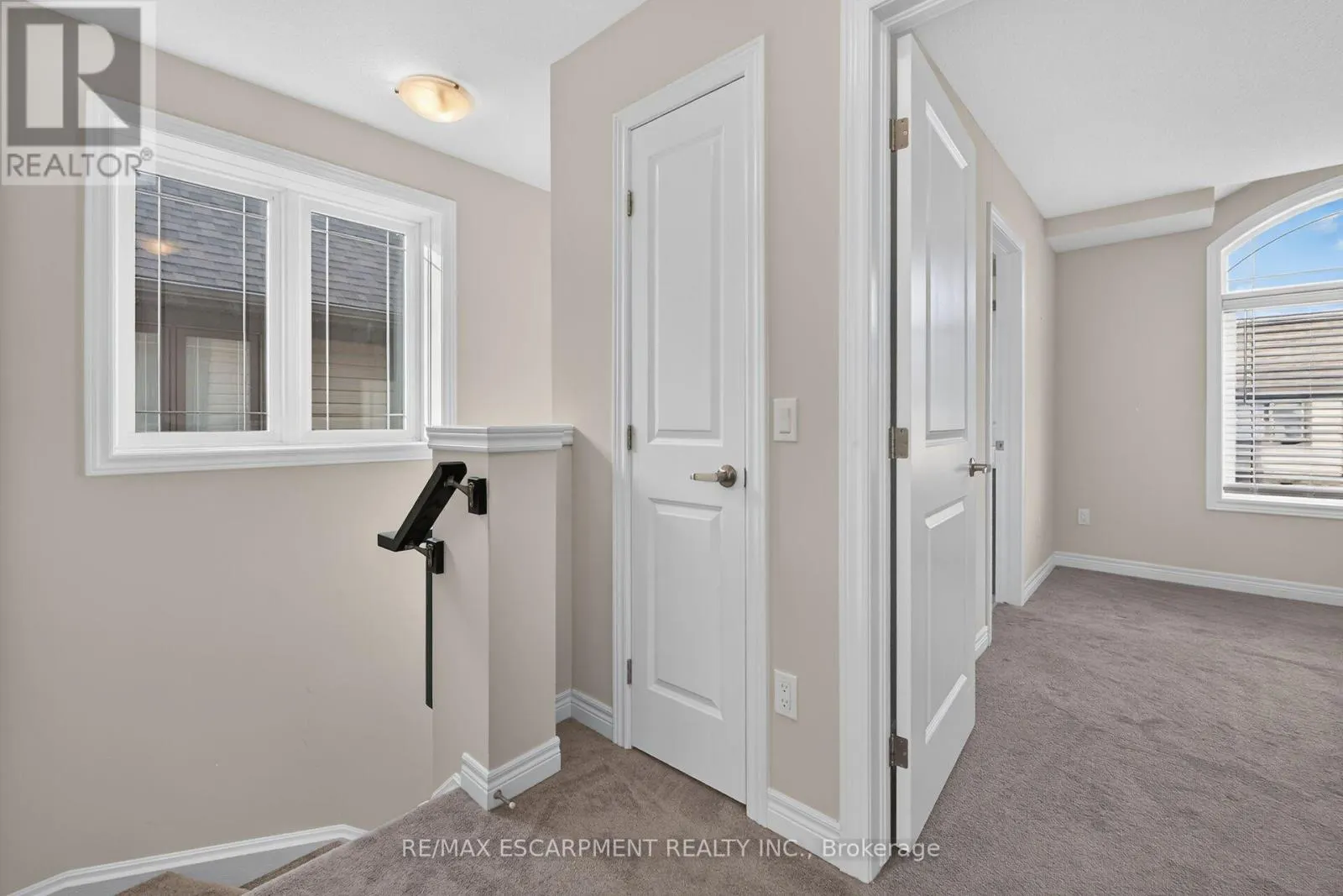 51 - 19 PICARDY DRIVE