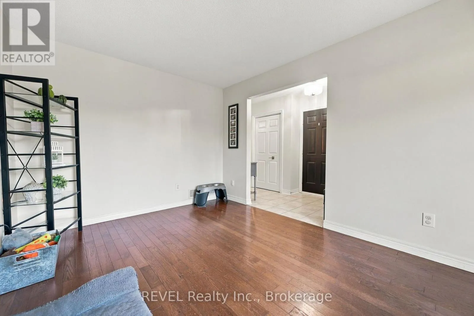 3370 CARDINAL DRIVE