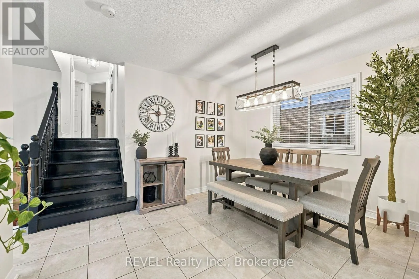 3370 CARDINAL DRIVE