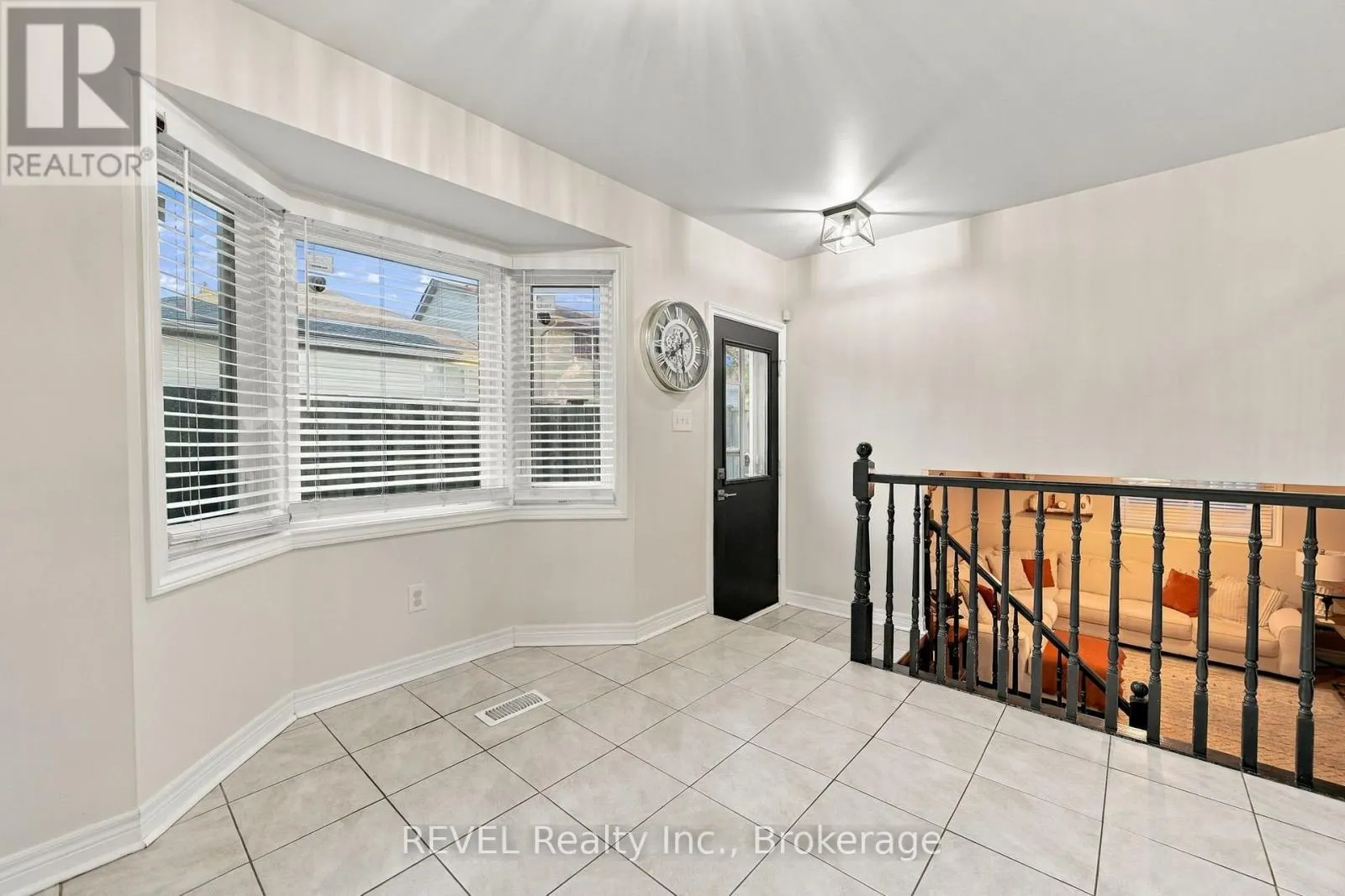 3370 CARDINAL DRIVE