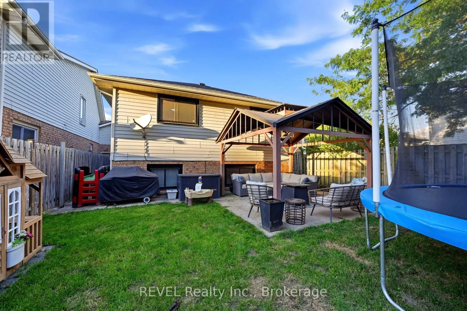 3370 CARDINAL DRIVE