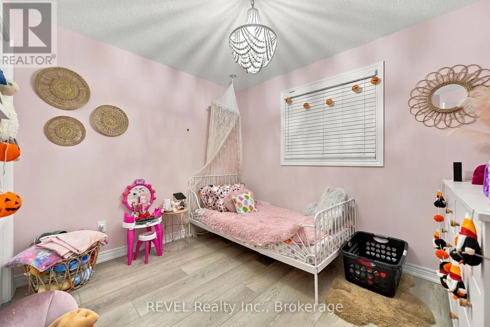 3370 CARDINAL DRIVE