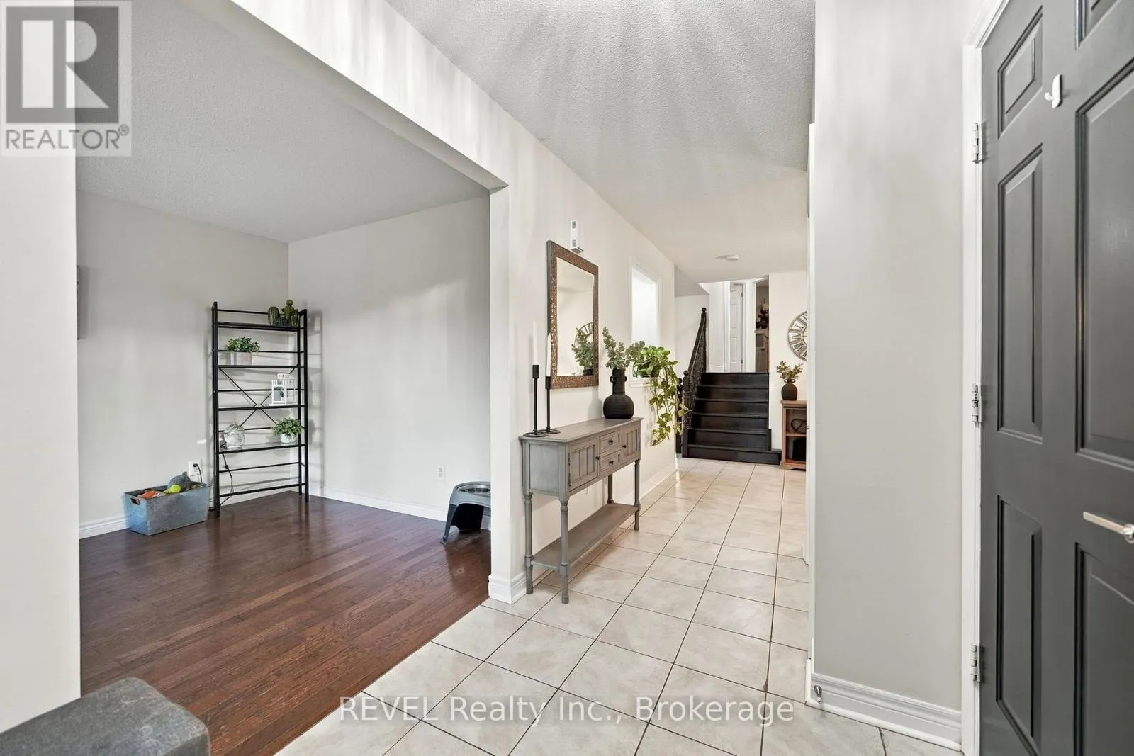3370 CARDINAL DRIVE