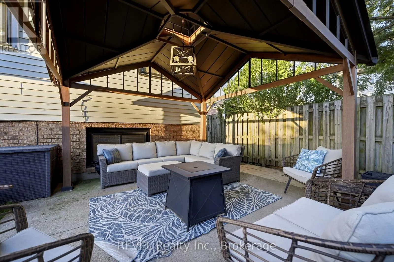 3370 CARDINAL DRIVE