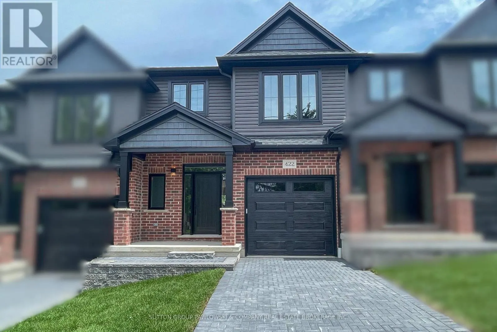 3 - 414 OLD WONDERLAND ROAD #3