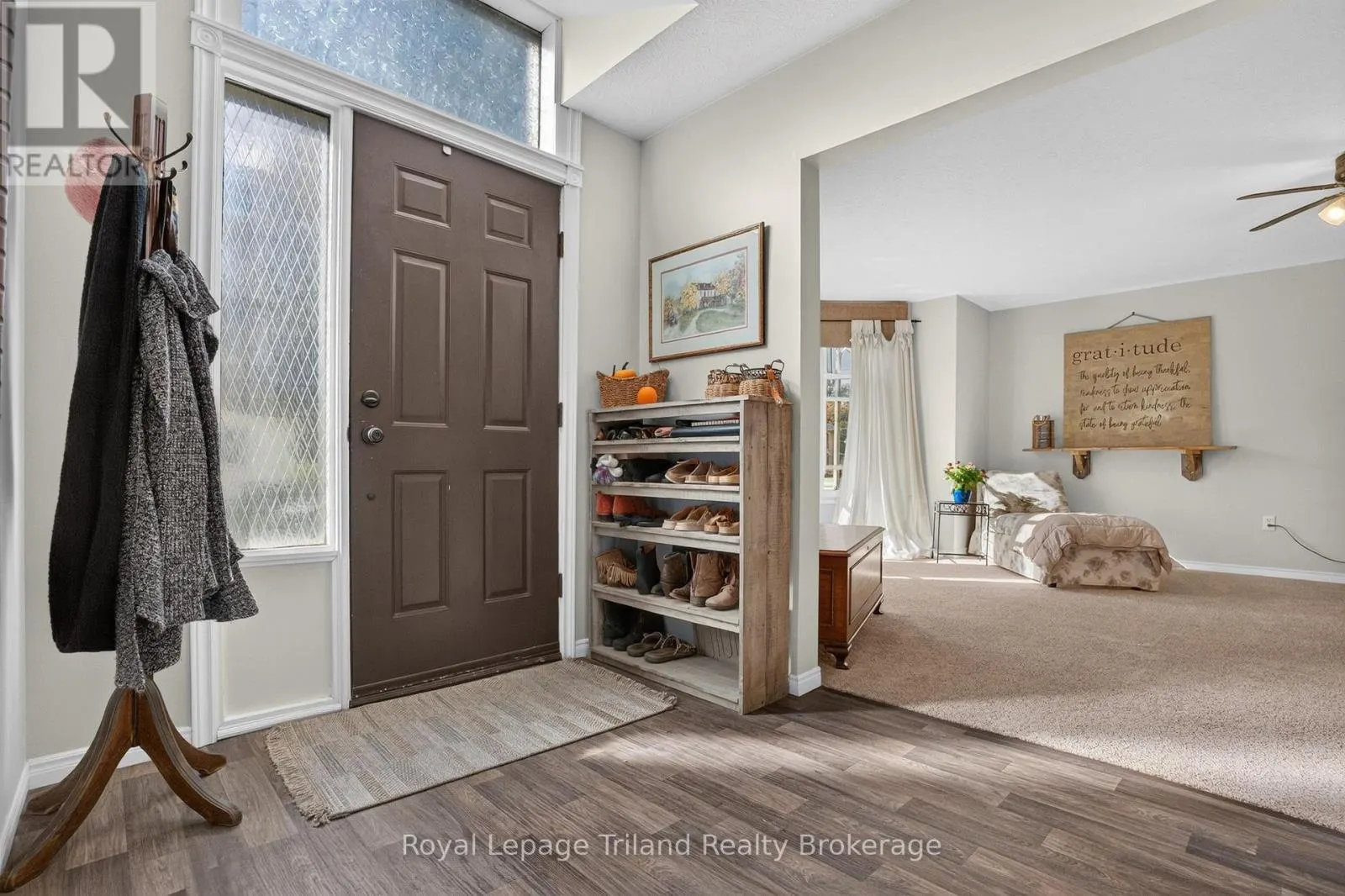 14 ELGIN STREET W