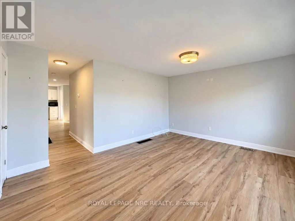 369 LINCOLN STREET
