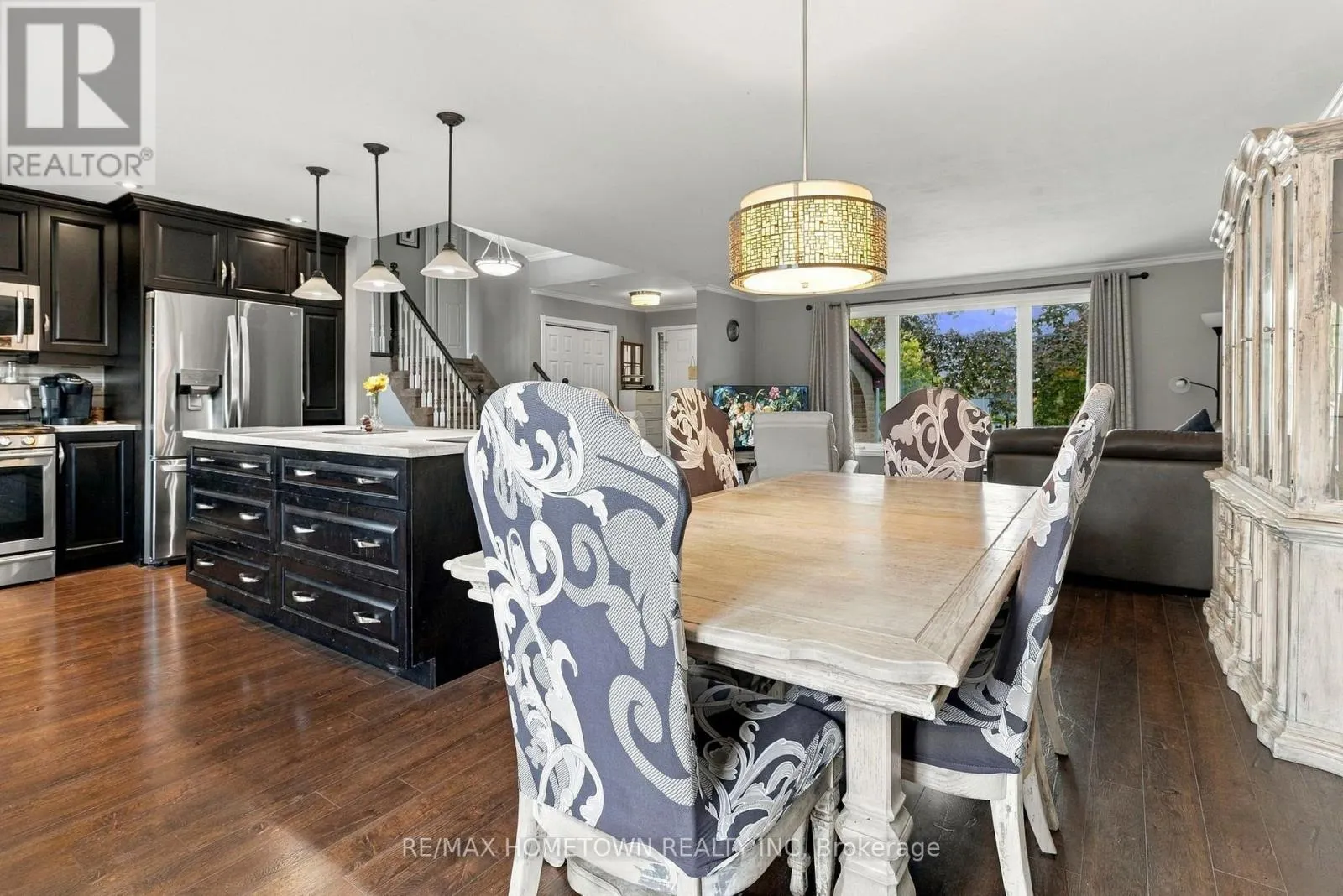 229 COLONEL DOUGLAS CRESCENT