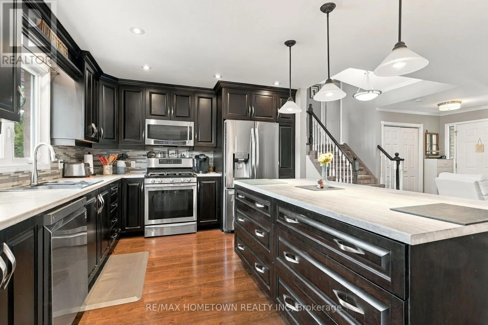 229 COLONEL DOUGLAS CRESCENT