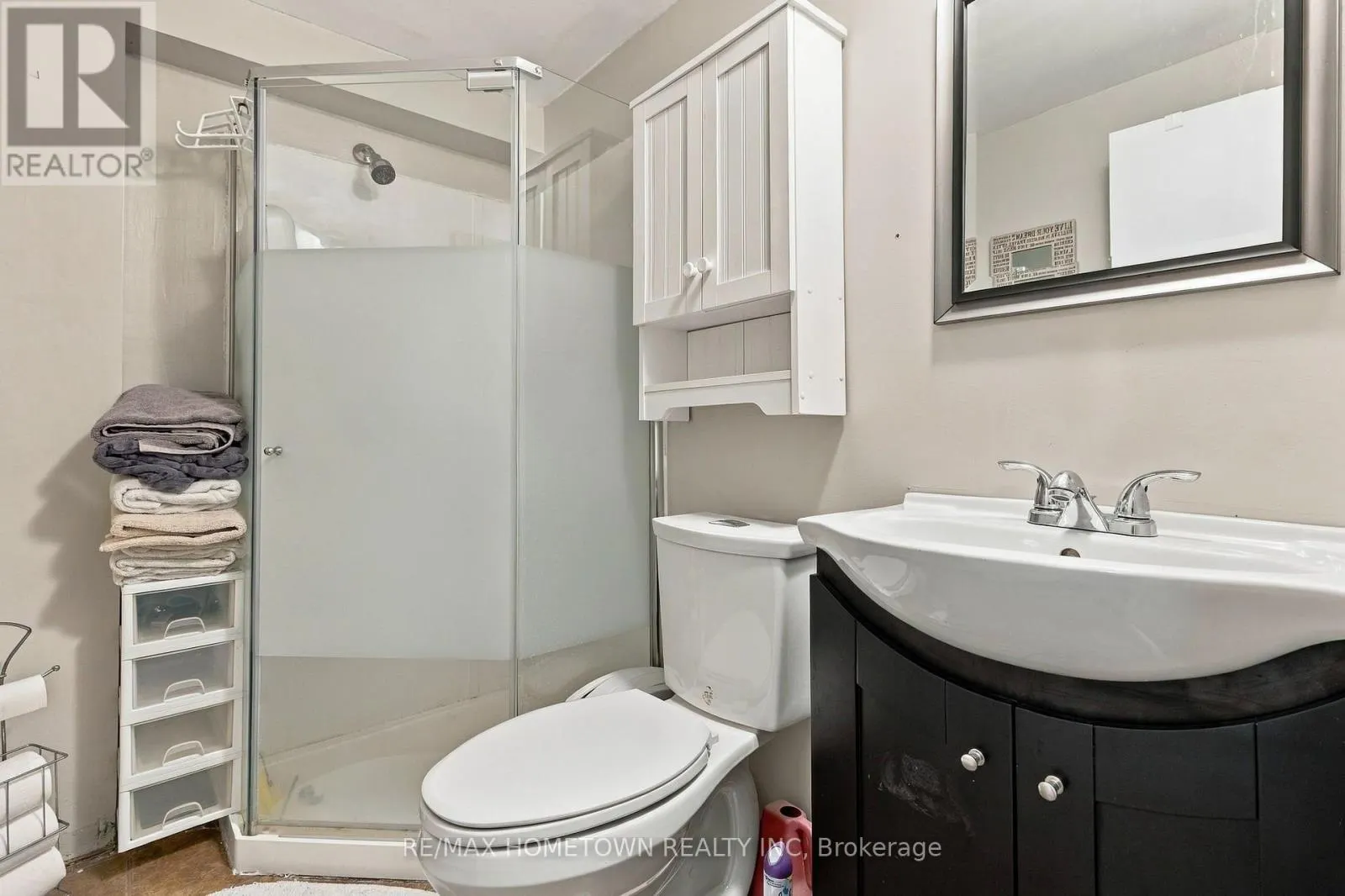 229 COLONEL DOUGLAS CRESCENT