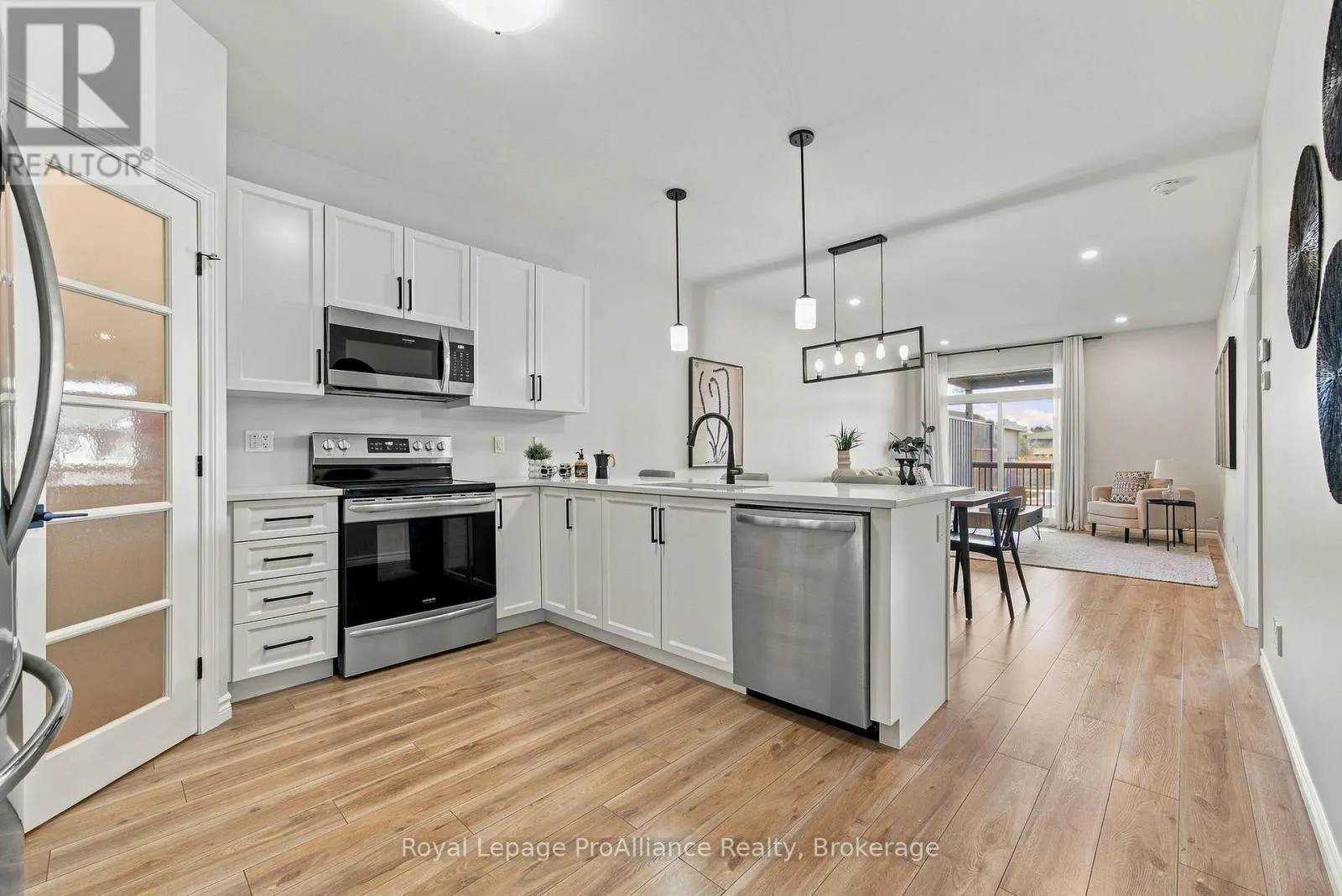18 COVINGTON CRESCENT