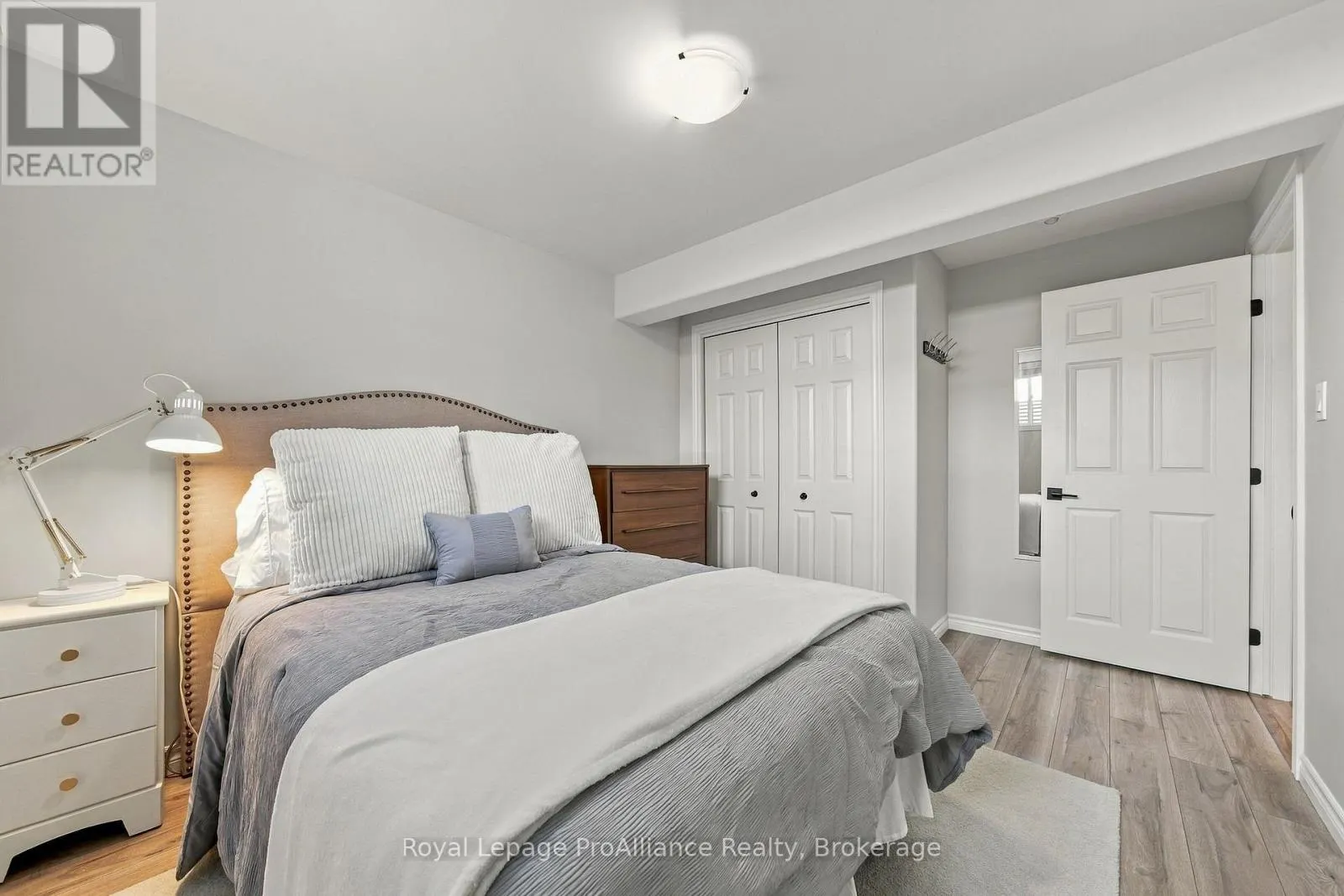 18 COVINGTON CRESCENT
